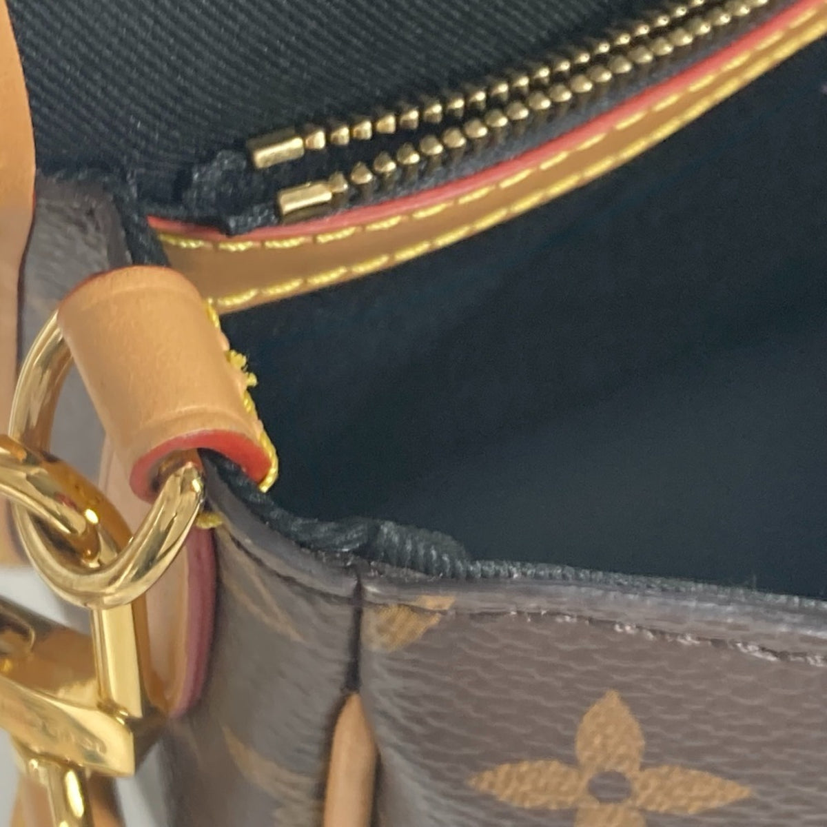 Louis Vuitton Monogram Brown Noir Monogram Shoulder Bag (Pre-Owned)
