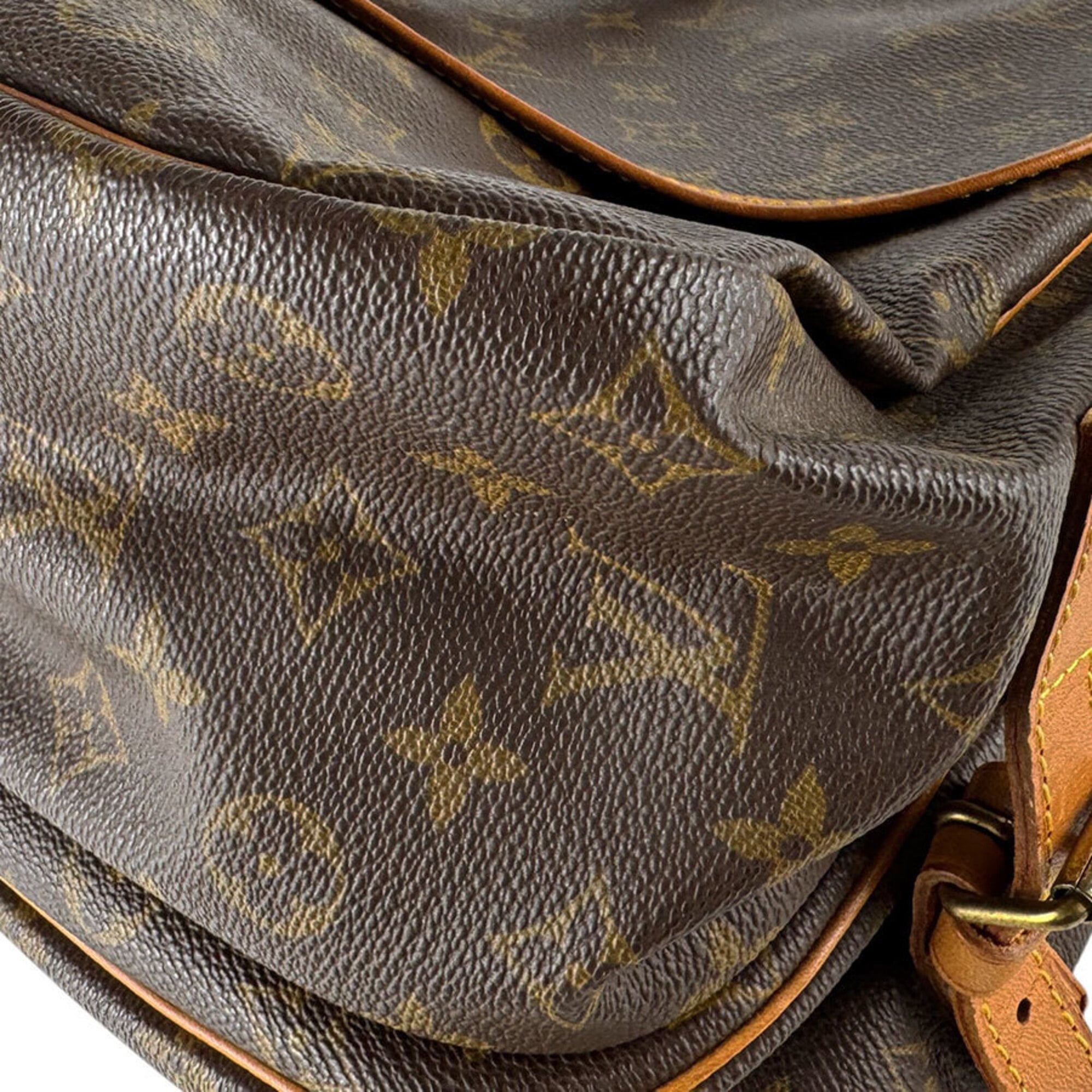 Louis Vuitton Brown Monogram Monogram Shoulder Bag (Pre-Owned)