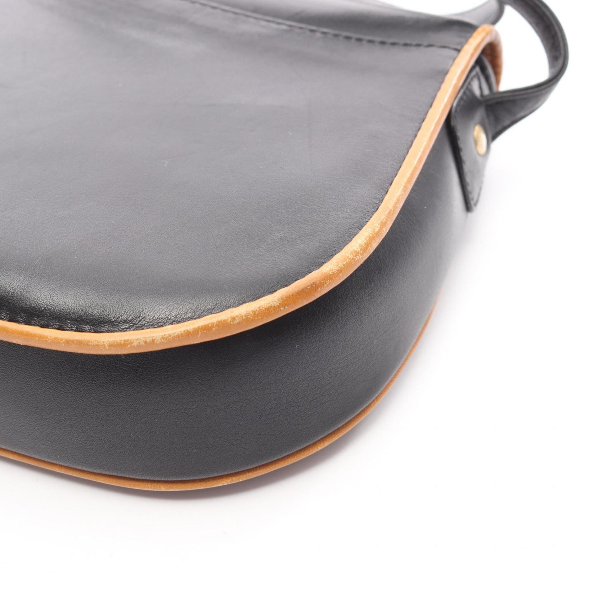 Celine Black Leather Shoulder Bag (Pre-Owned)