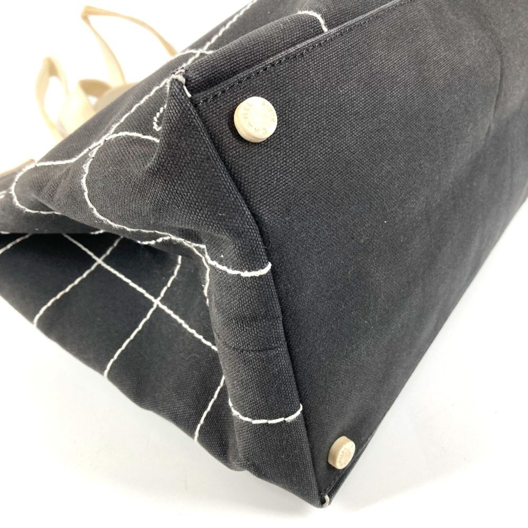Chanel Black White Canvas Handbag Shoulder Bag Tote Bag (Pre-Owned)