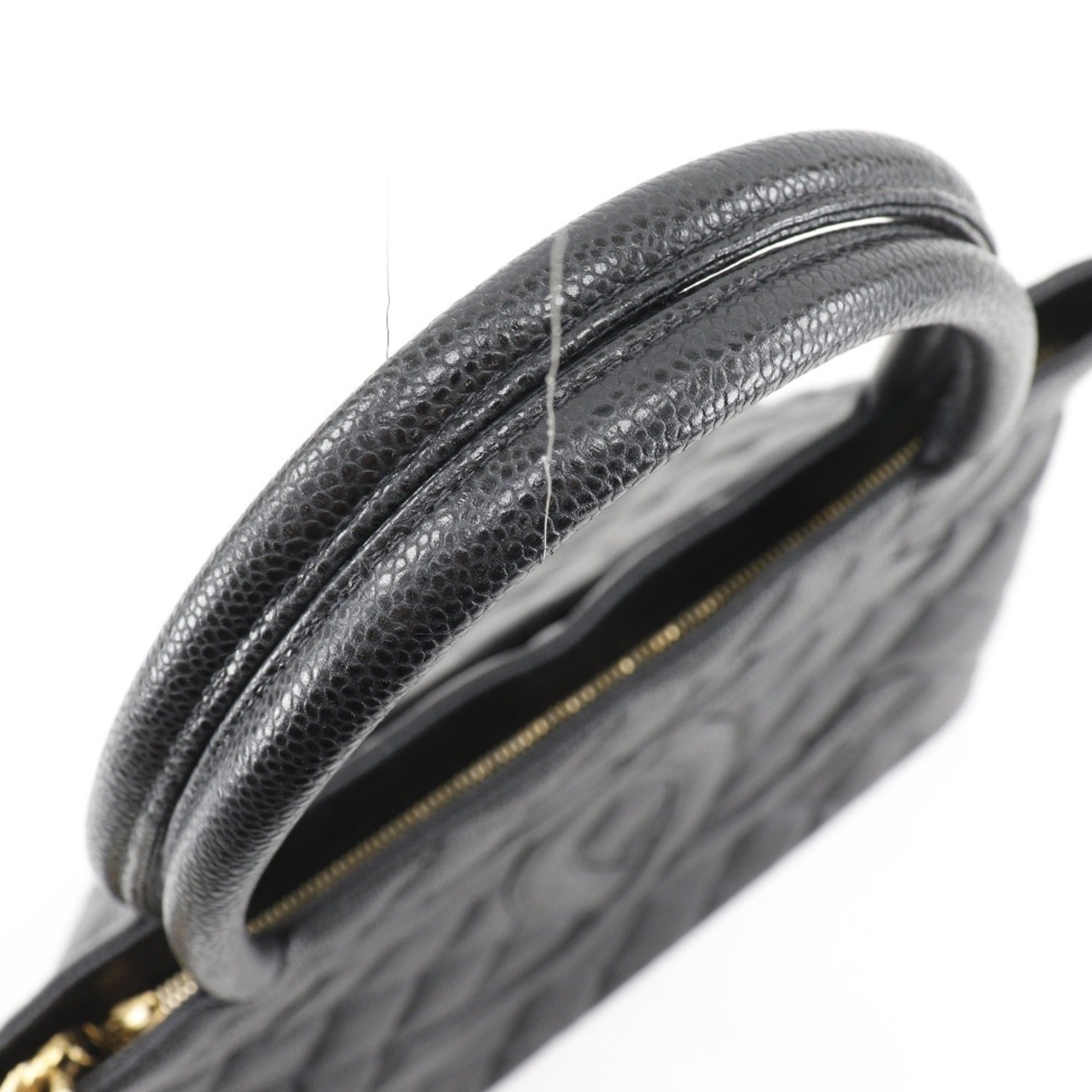 Chanel Matelasse Black Grained Calfskin Tote Bag (Pre-Owned)