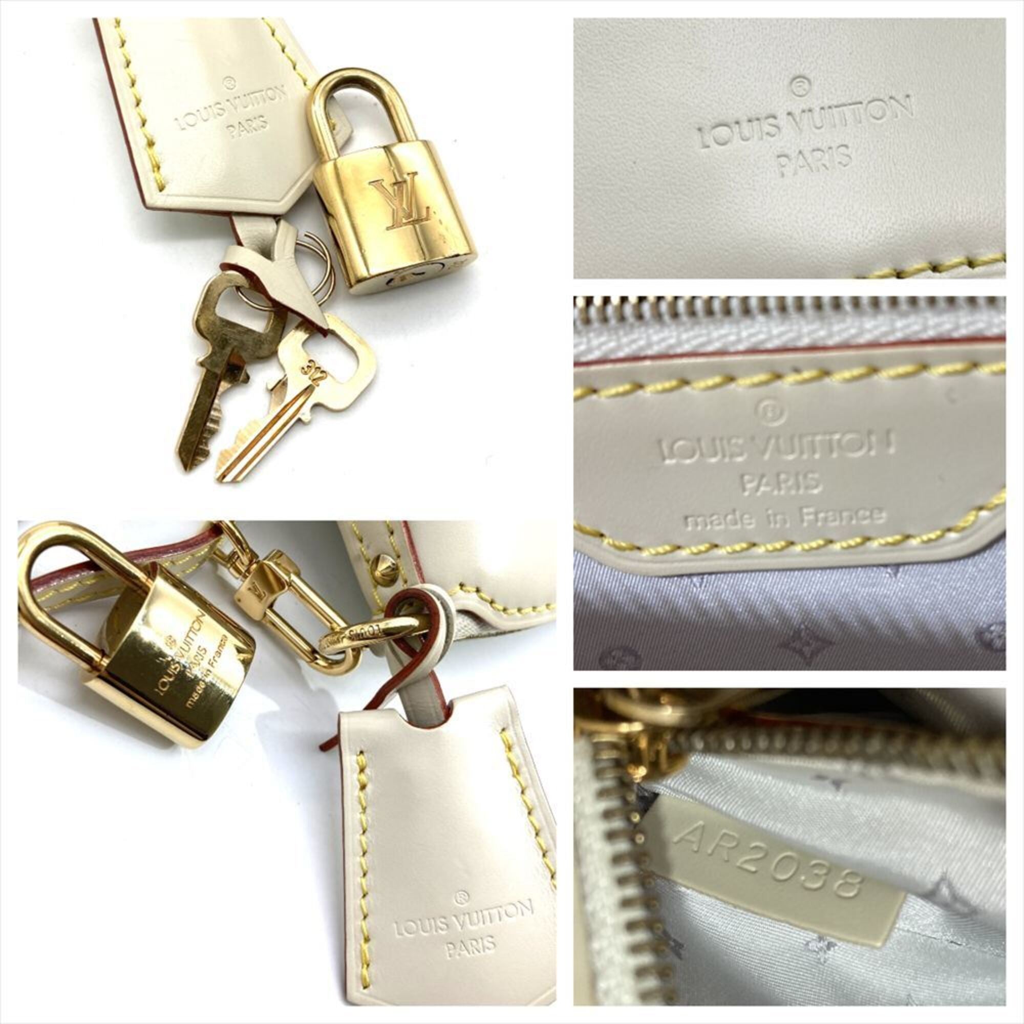 Louis Vuitton Blanc White Suhali Leather Clutch Bag (Pre-Owned)