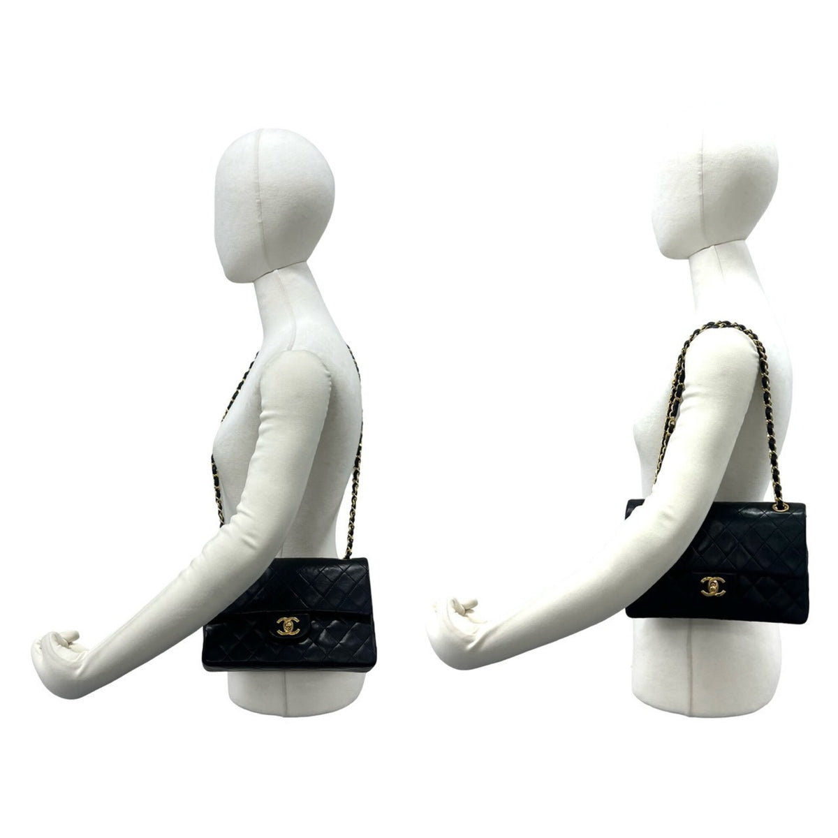 Chanel Black Leather Shoulder Bag (Pre-Owned)