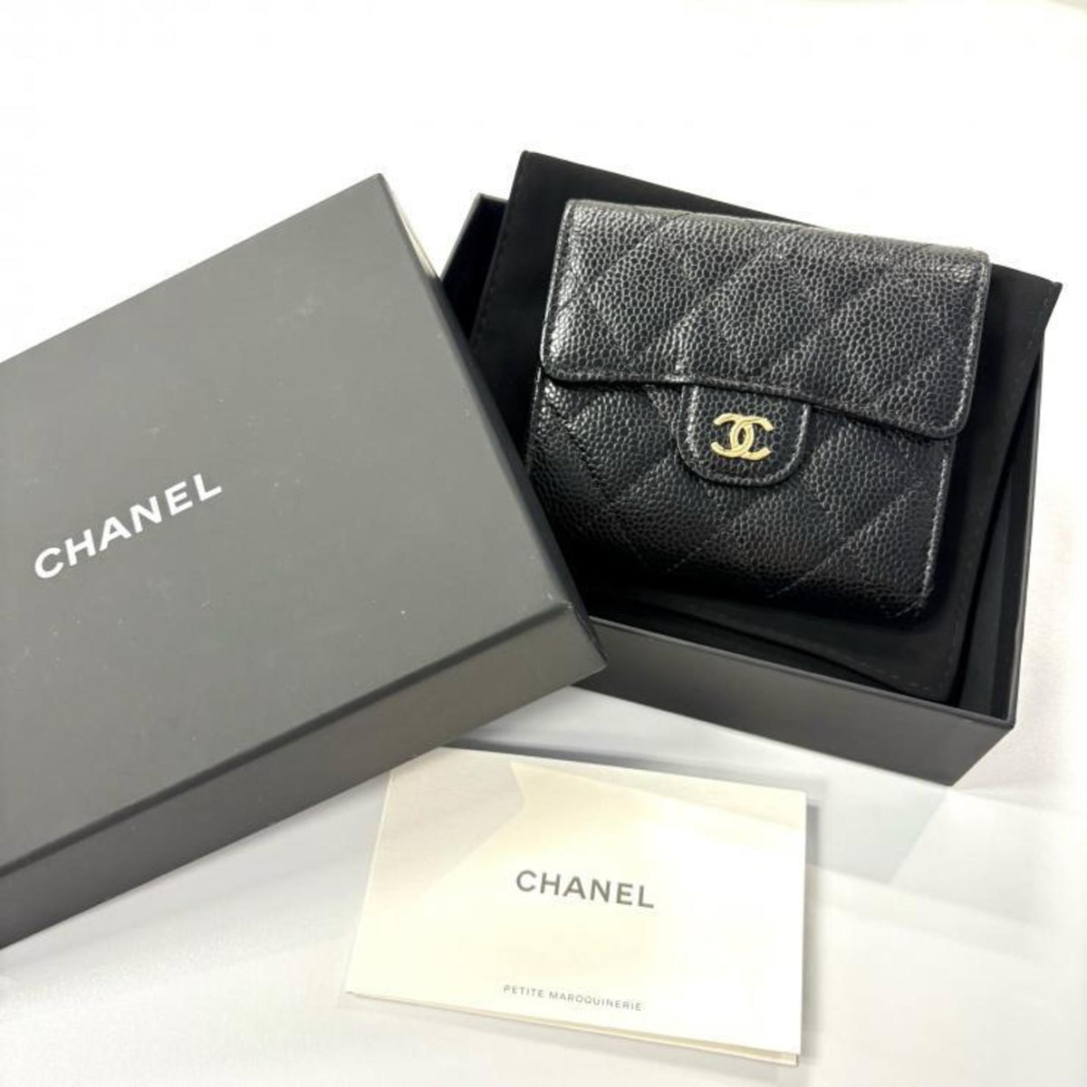 Chanel Black Leather Coin Purse/Coin Case (Pre-Owned)