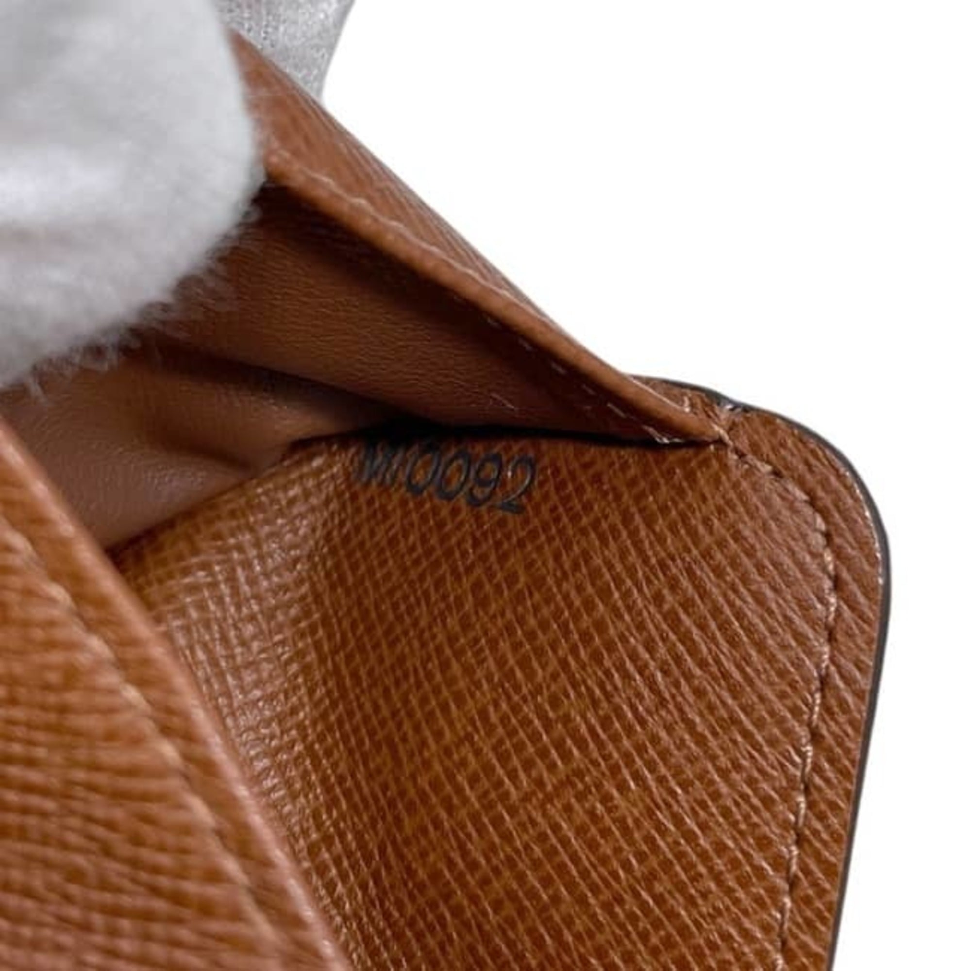 Louis Vuitton Brown Monogram Wallet (Bi-Fold) (Pre-Owned)