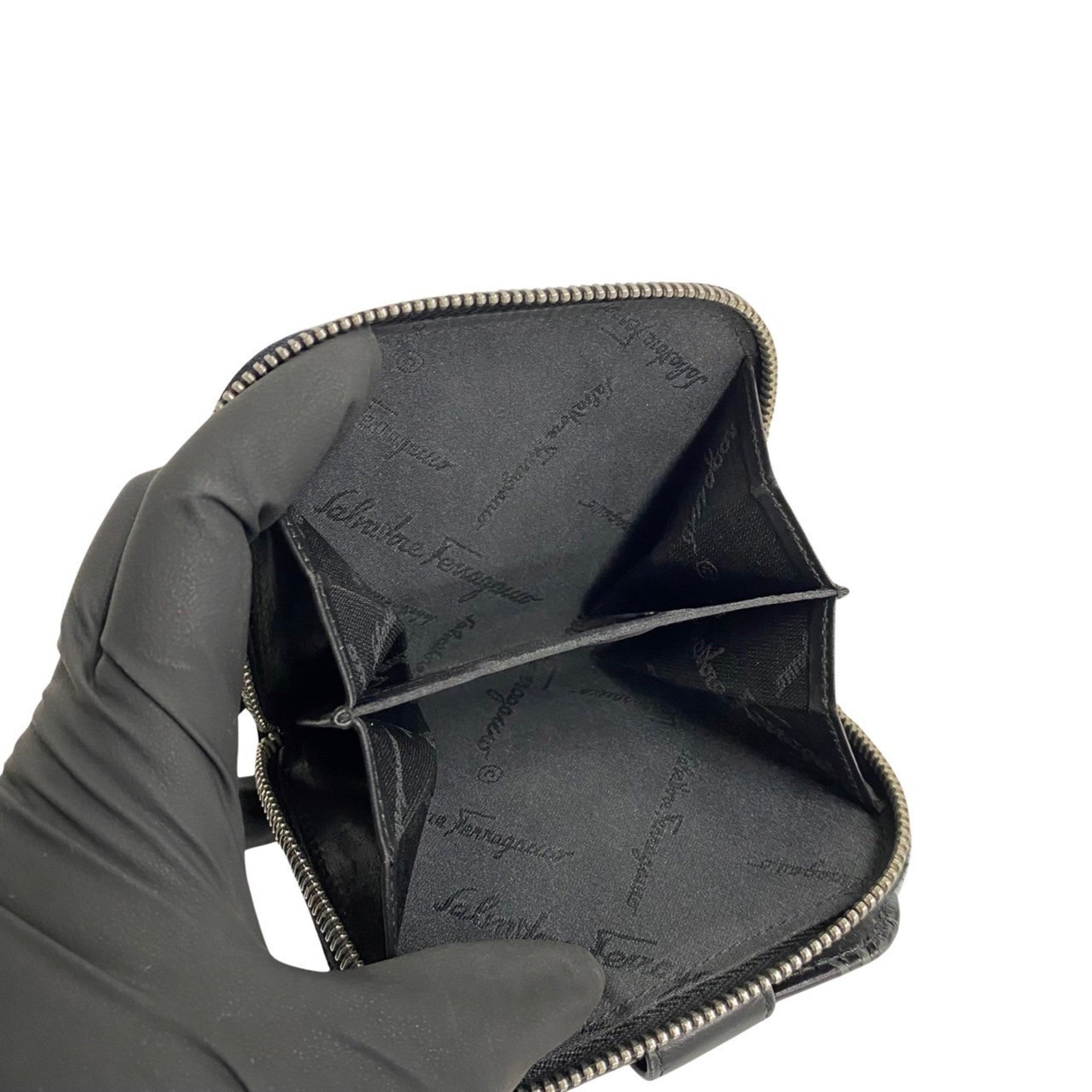 Salvatore Ferragamo Black Gray Leather Wallet (Bi-Fold) (Pre-Owned)