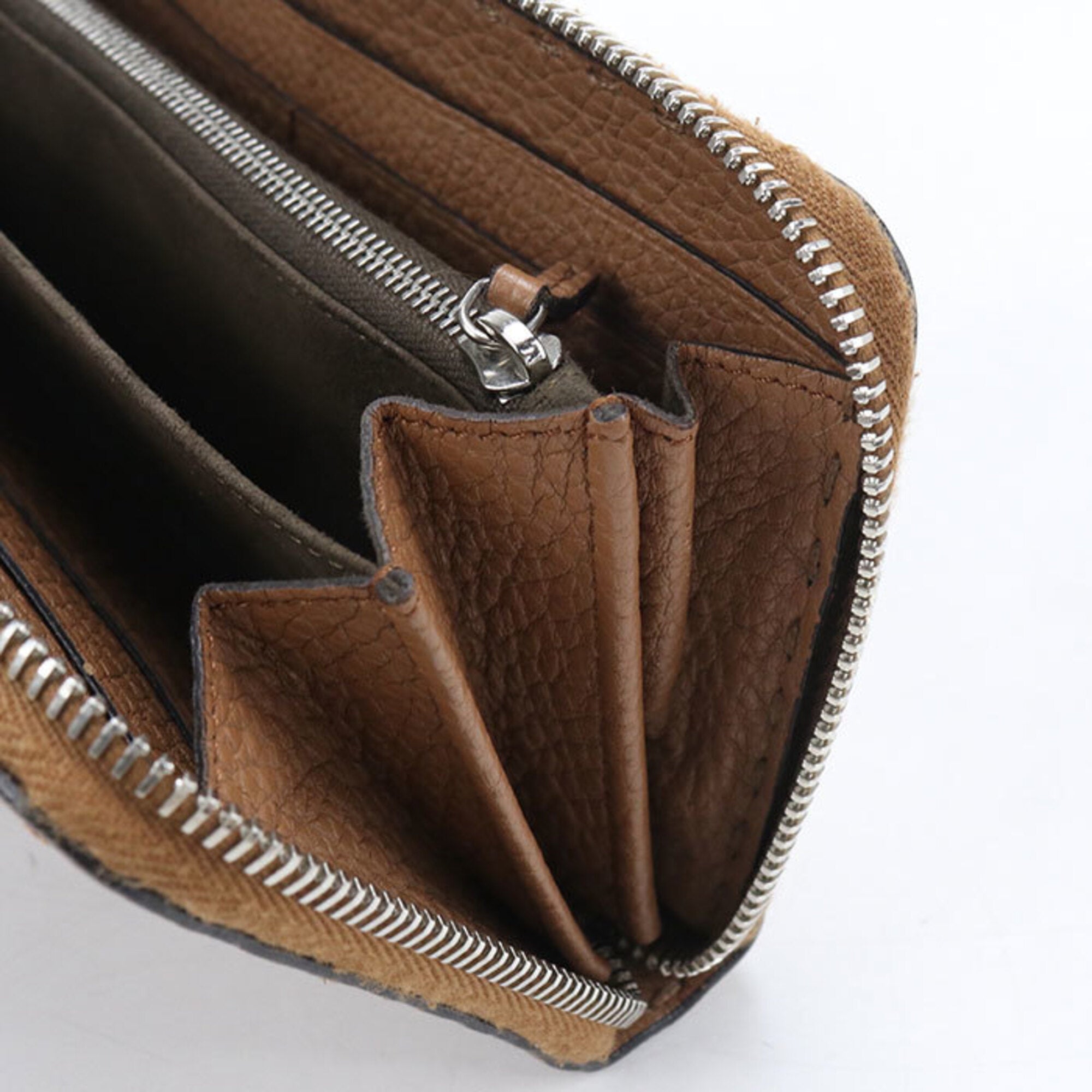 Fendi Brown Leather Long Wallet (Bi-Fold) (Pre-Owned)