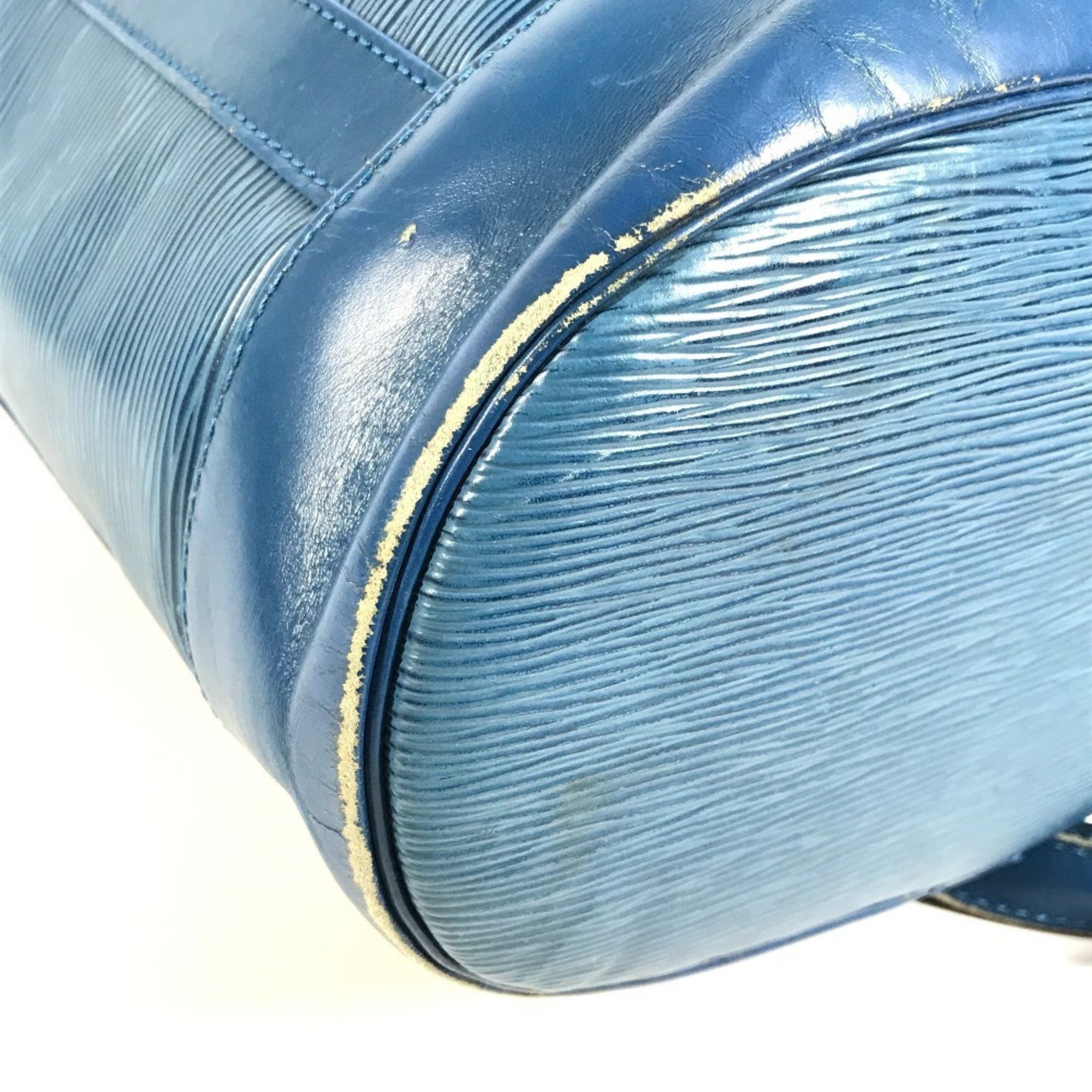 Louis Vuitton Blue Toledo Blue Epi Leather Shoulder Bag (Pre-Owned)
