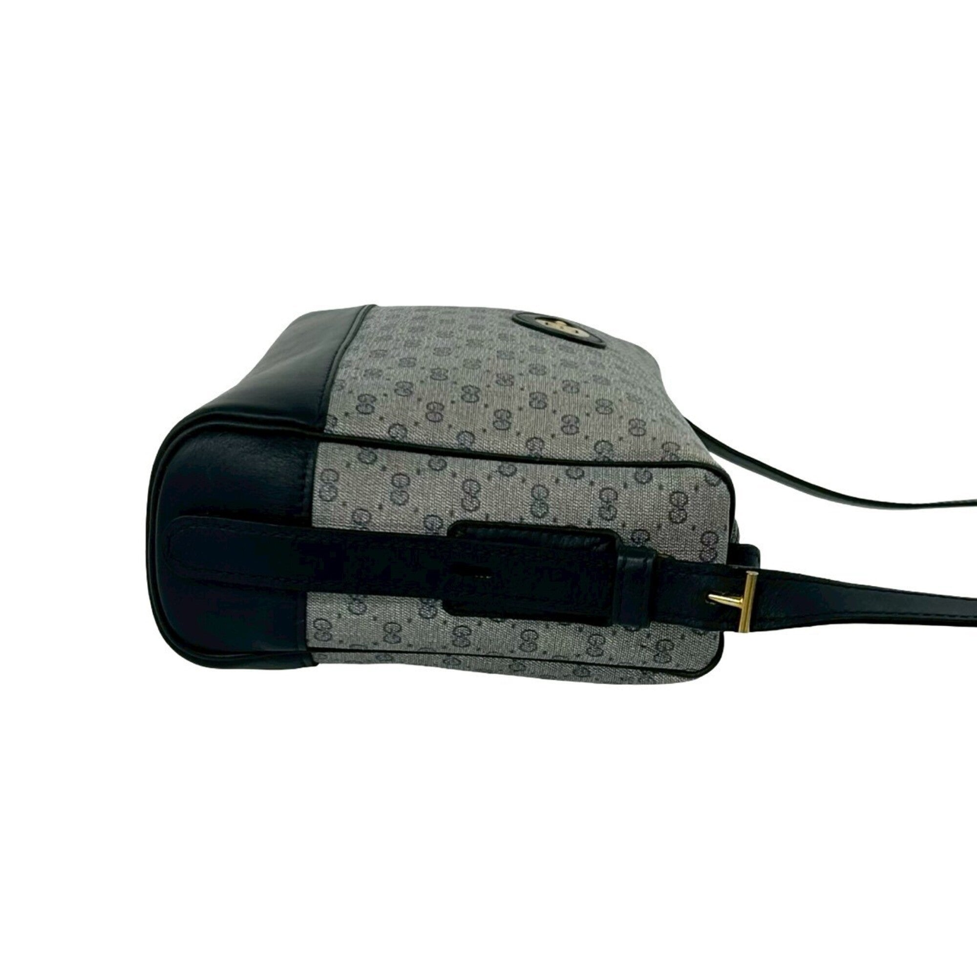 Gucci Navy Pvc Leather Pochette Shoulder Bag (Pre-Owned)