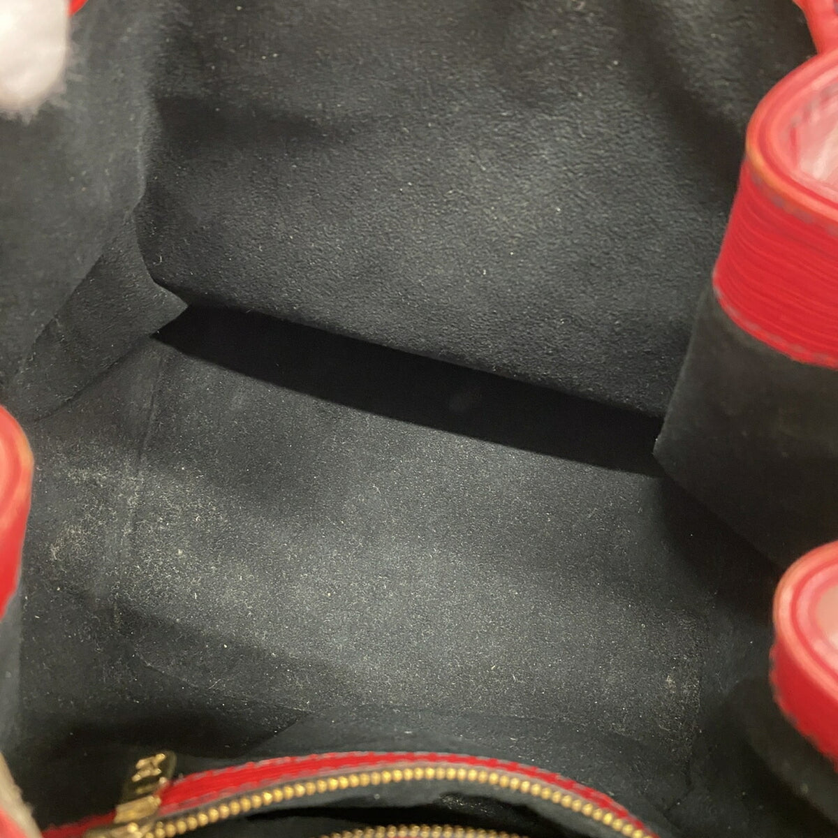 Louis Vuitton Castilian Red Shoulder Bag (Pre-Owned)