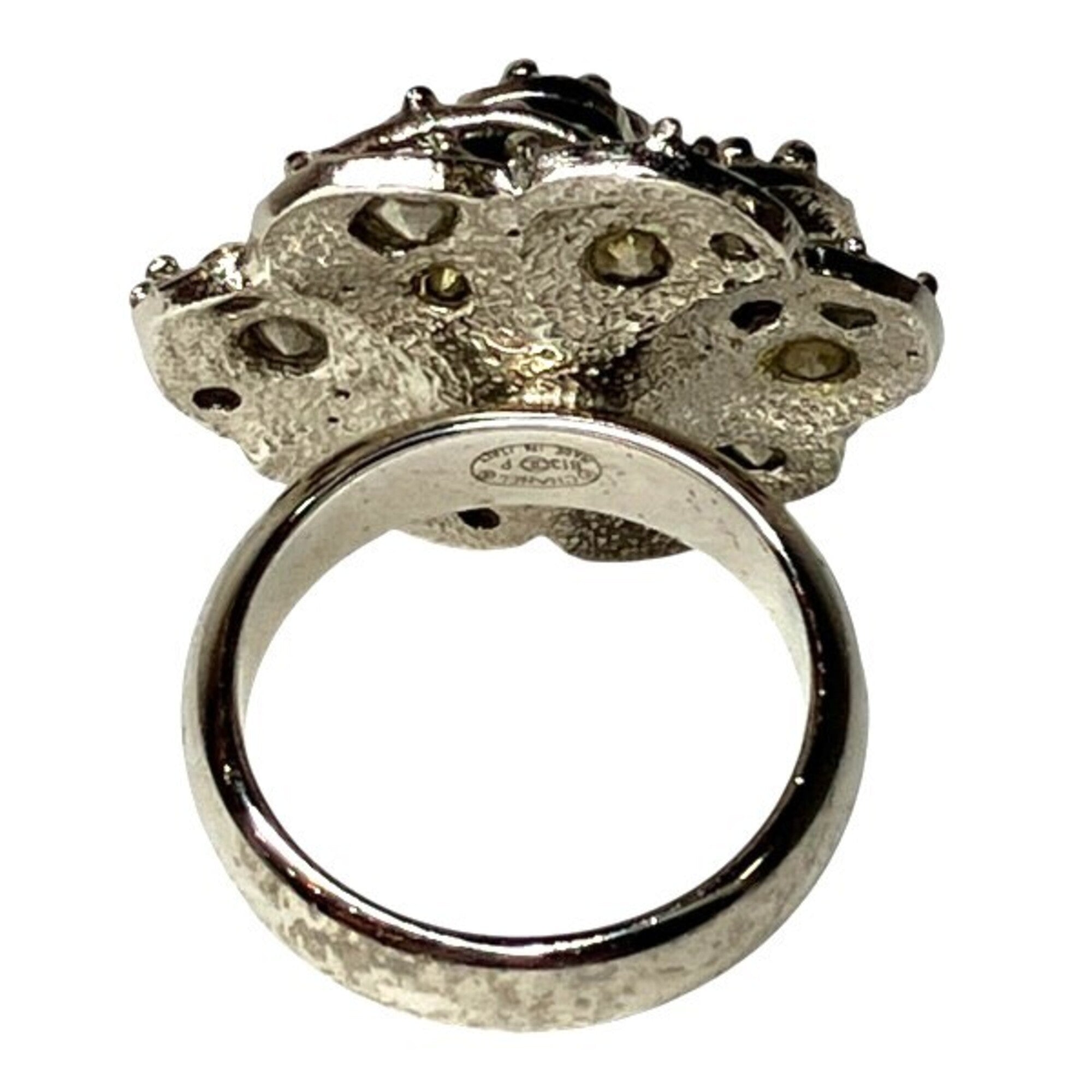Chanel Silver Metal Band Ring (Pre-Owned)