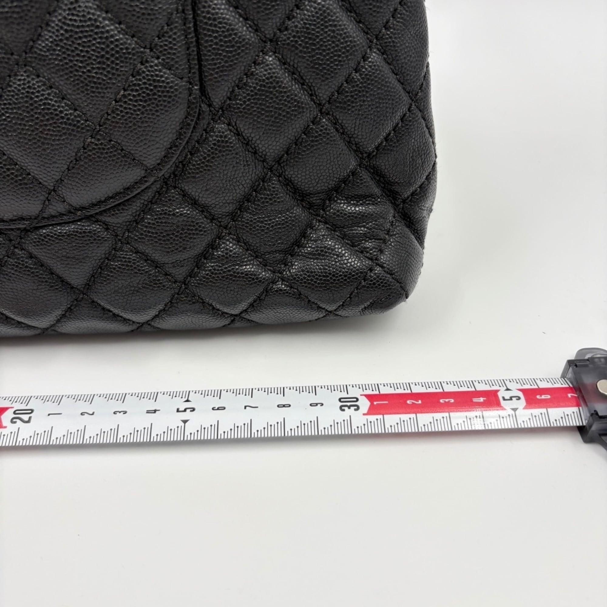 Chanel Matelasse Black Handbag (Pre-Owned)