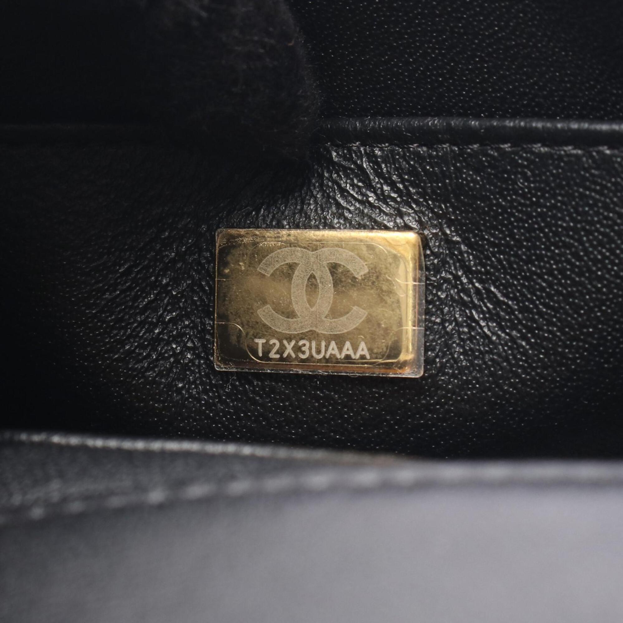 Chanel Black Leather Handbag Shoulder Bag (Pre-Owned)
