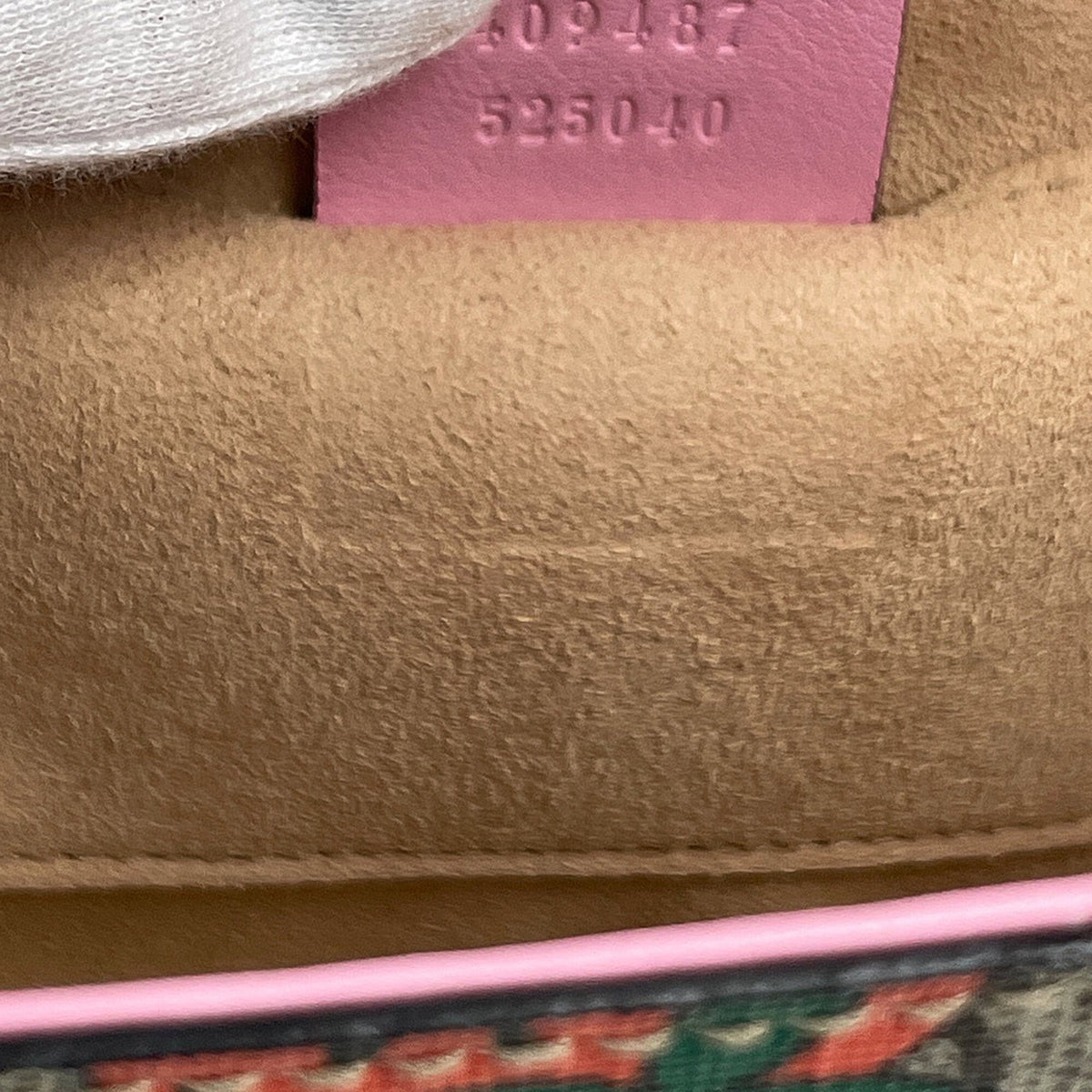 Gucci Beige Multi-Color Pink Coated Canvas Leather Shoulder Bag (Pre-Owned)