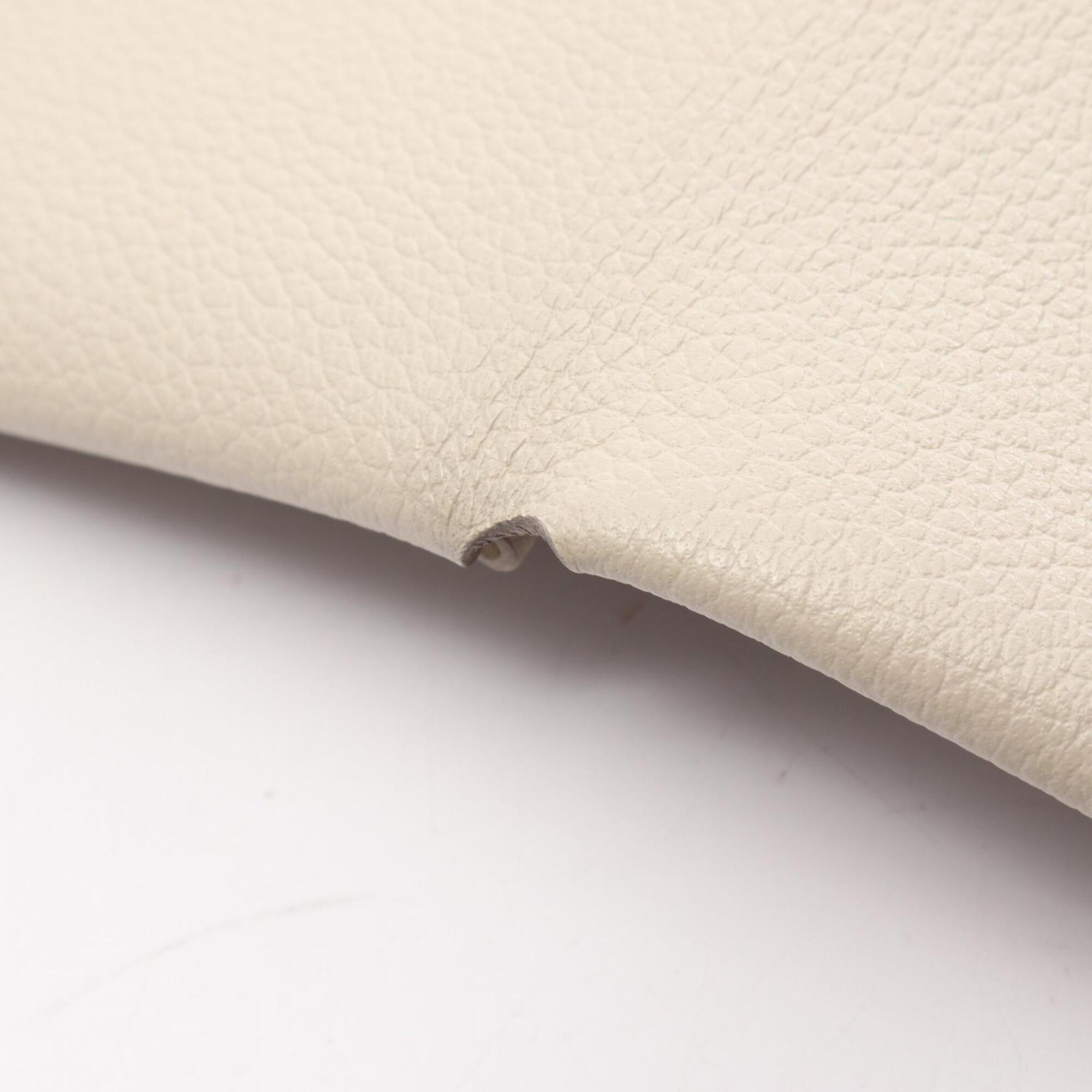 Hermes Ivory Evercalf Leather Coin Purse/Coin Case (Pre-Owned)
