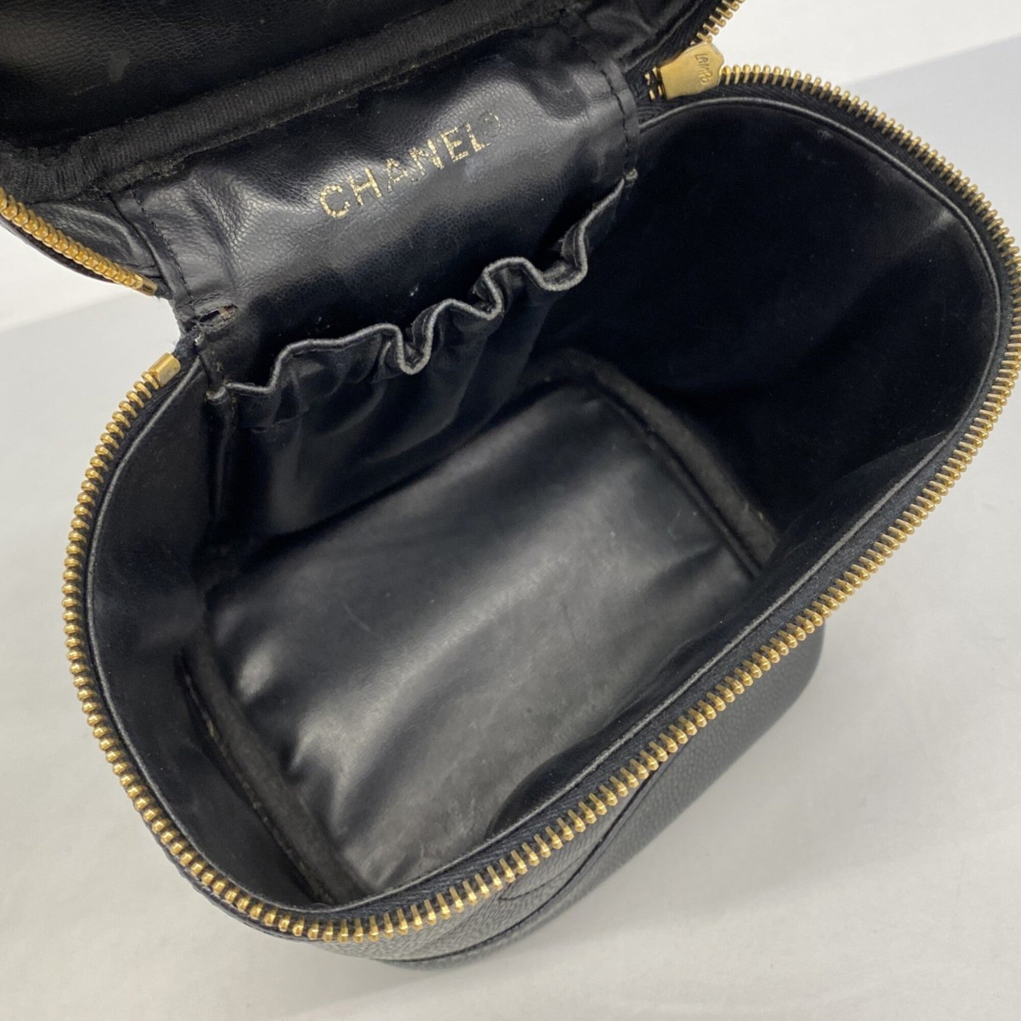 Chanel Black Grained Calfskin Vanity Bag (Pre-Owned)