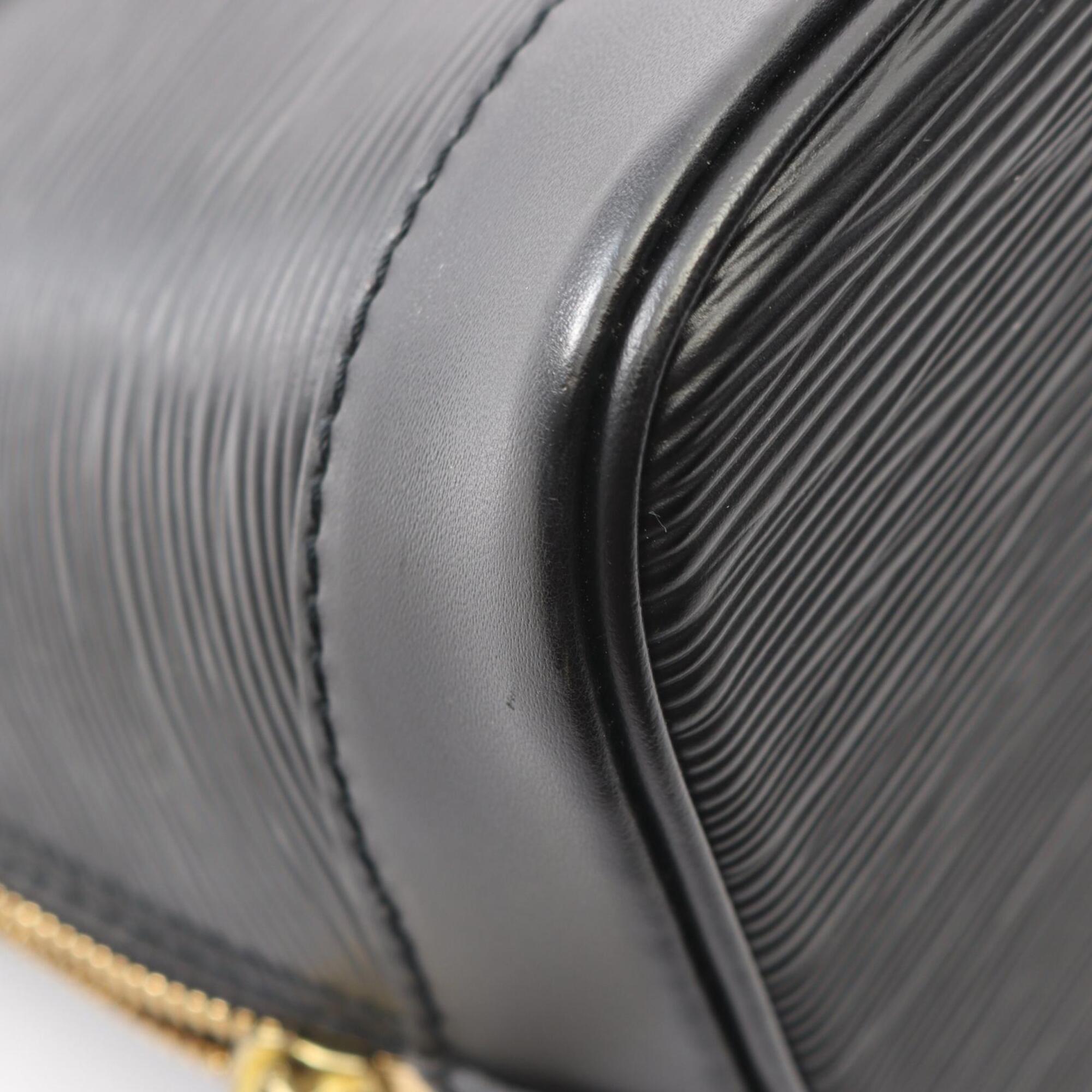 Louis Vuitton Black Epi Leather Handbag (Pre-Owned)