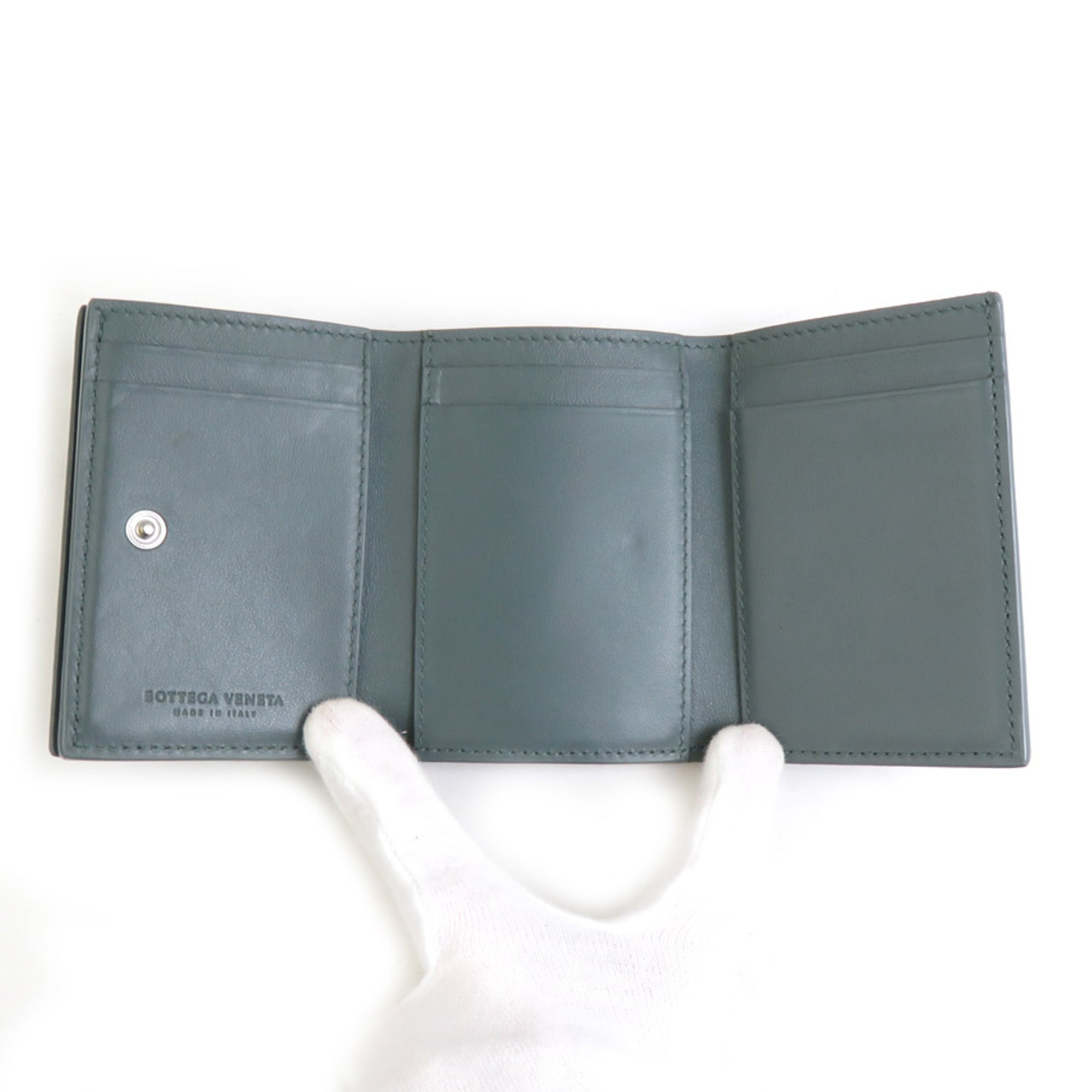 Bottega Veneta Gray Leather Wallet (Tri-Fold) (Pre-Owned)