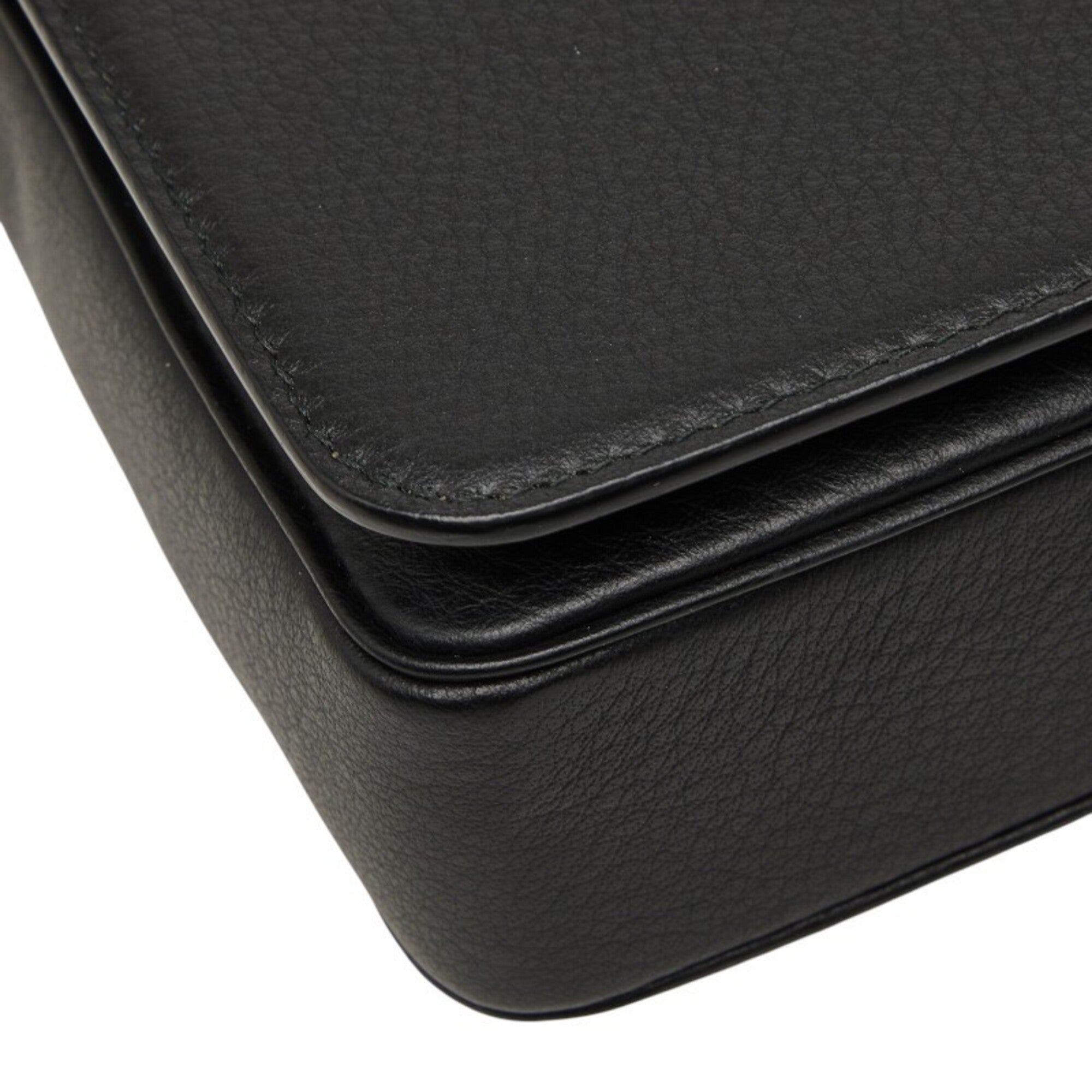 Balenciaga Black Leather Shoulder Bag (Pre-Owned)