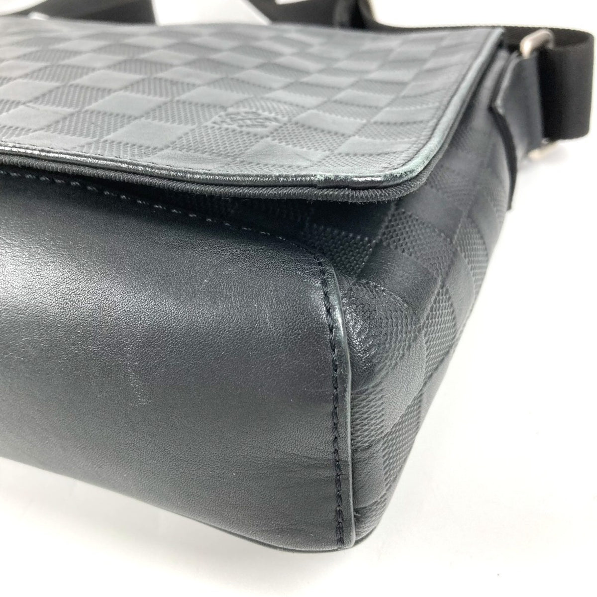 Louis Vuitton Black Onyx Damier Infini Shoulder Bag (Pre-Owned)