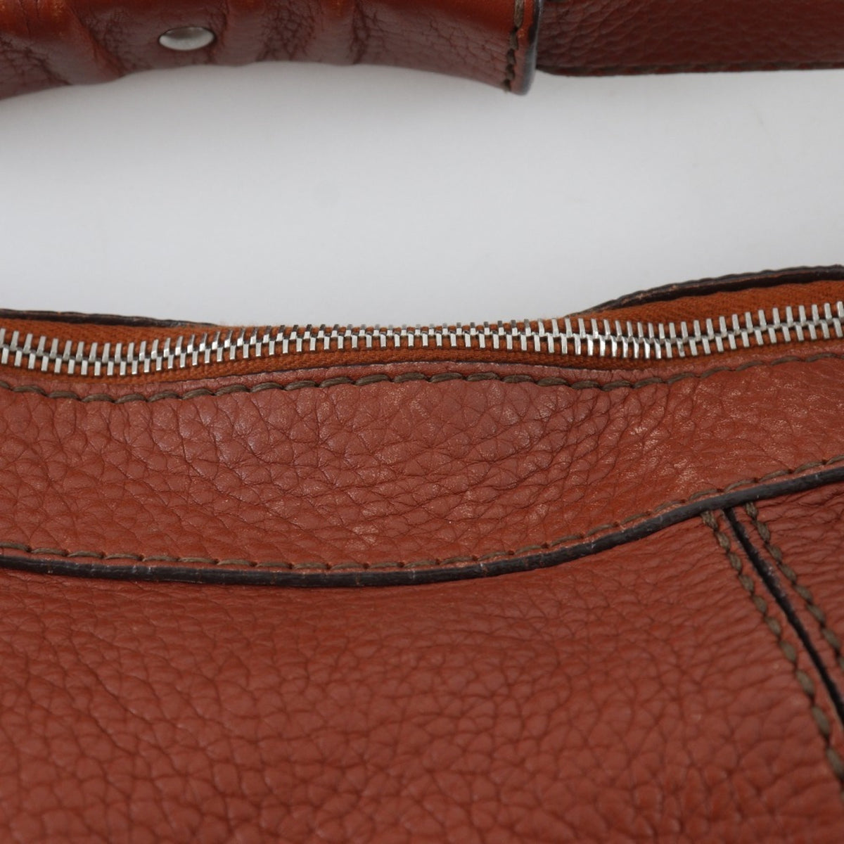 Tod's Brown Leather Shoulder Bag (Pre-Owned)