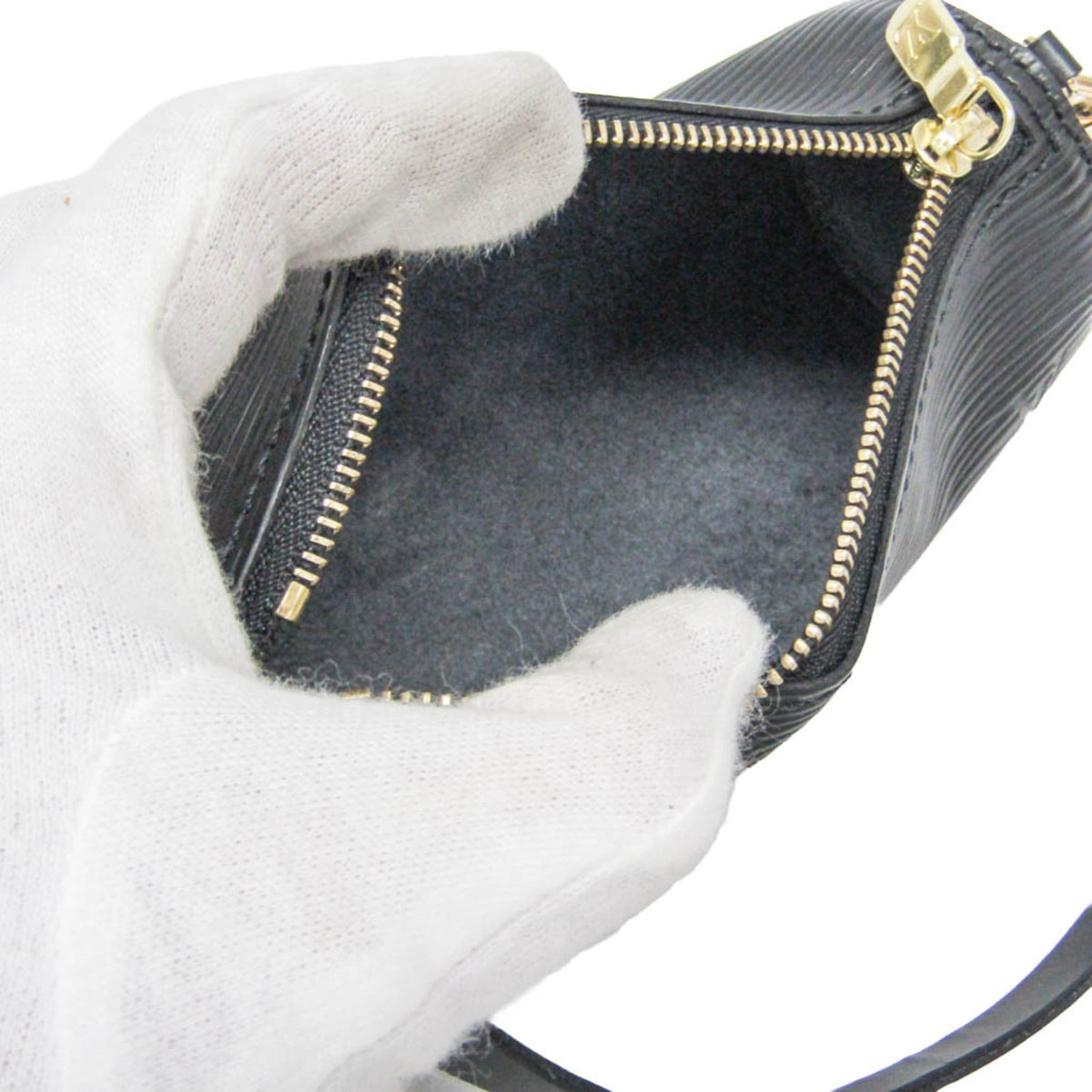 Louis Vuitton Epi Noir Epi Leather Pouch (Pre-Owned)