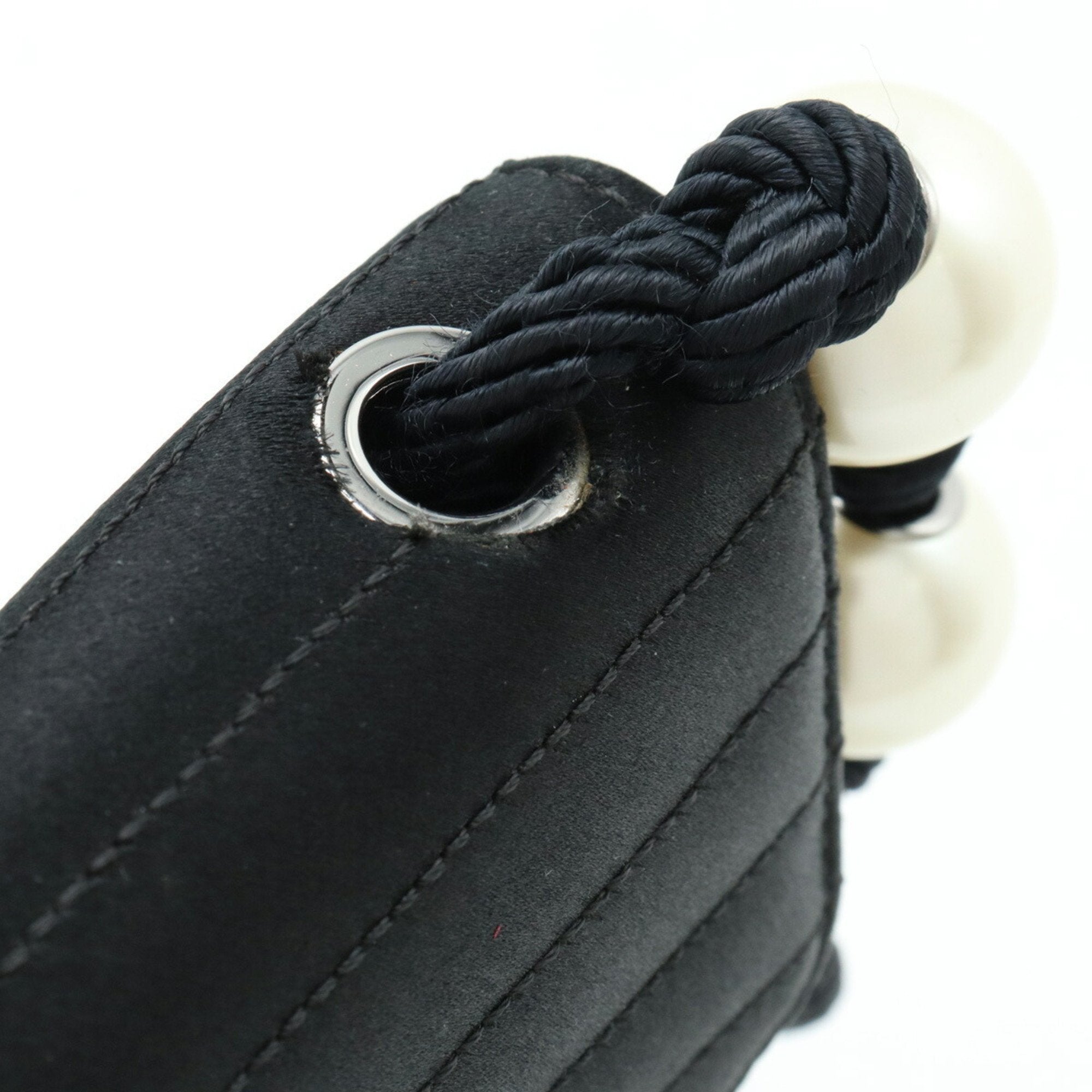 Chanel Black Satin Pochette Shoulder Bag (Pre-Owned)