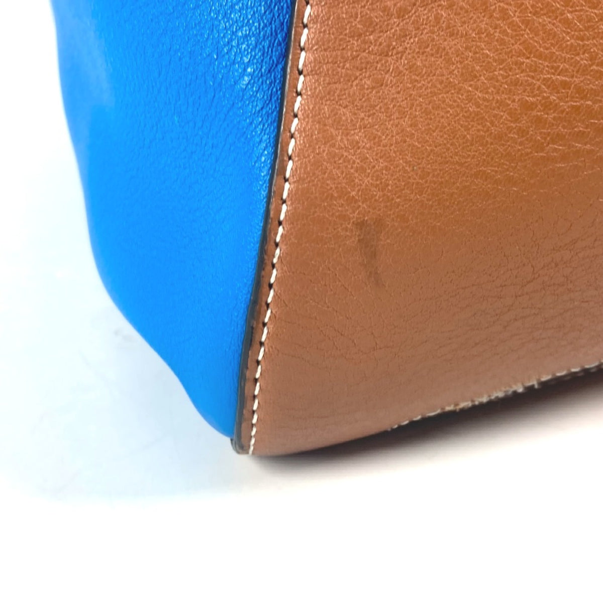 Loewe Blue Leather Shoulder Bag (Pre-Owned)