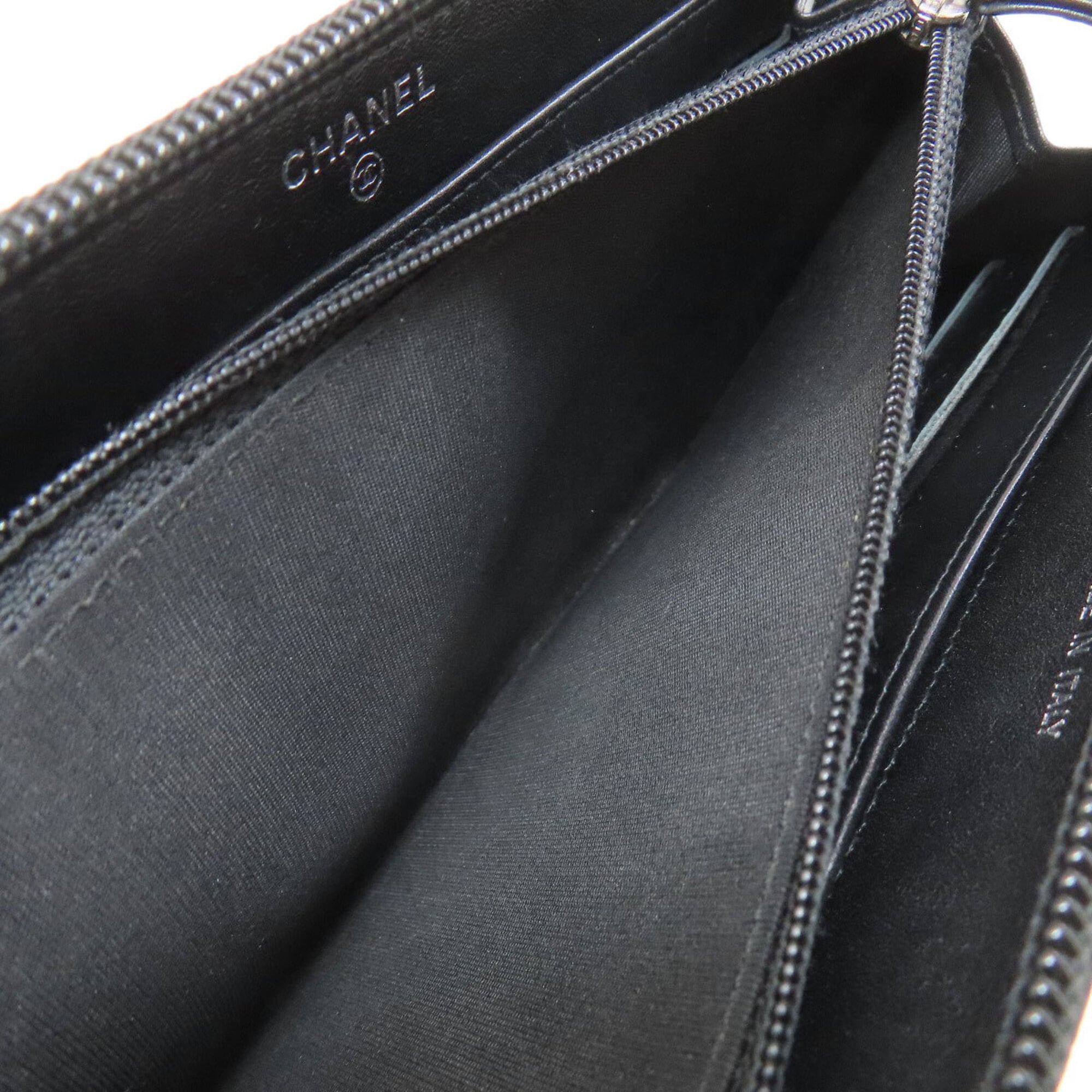 Chanel Black Leather Long Wallet (Bi-Fold) (Pre-Owned)