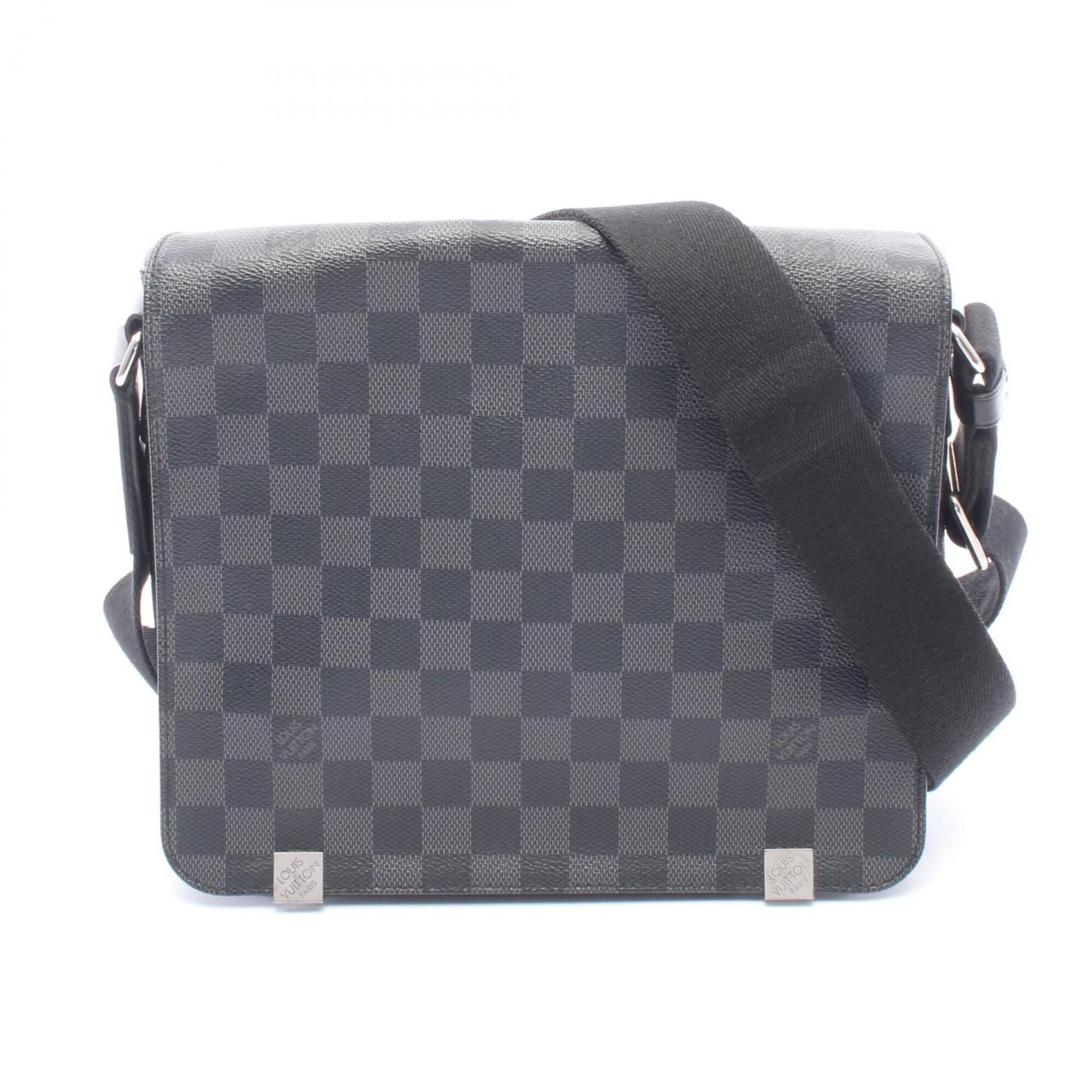 Louis Vuitton Black Pvc Leather Handbag Shoulder Bag (Pre-Owned)