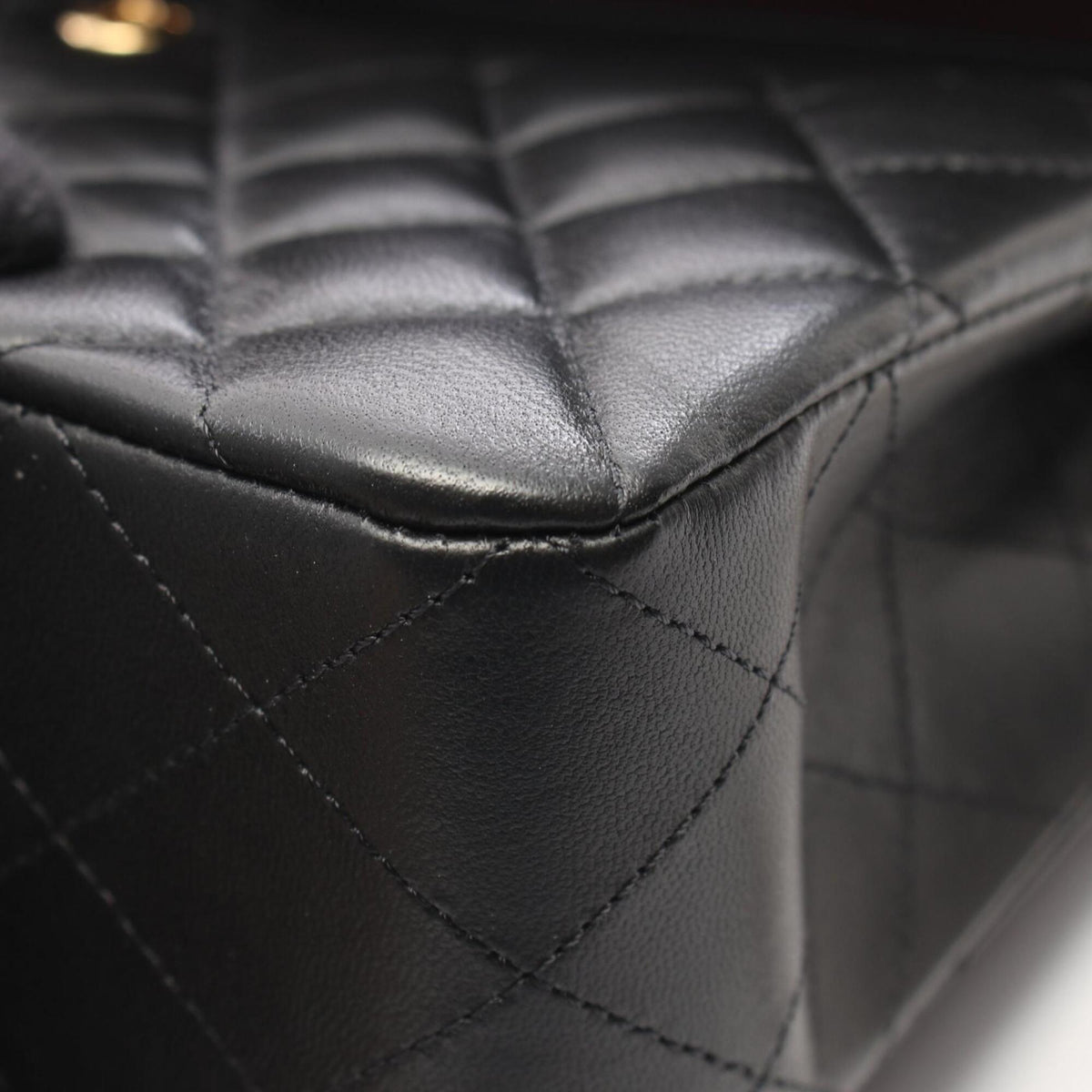 Chanel Black Leather Handbag Shoulder Bag (Pre-Owned)