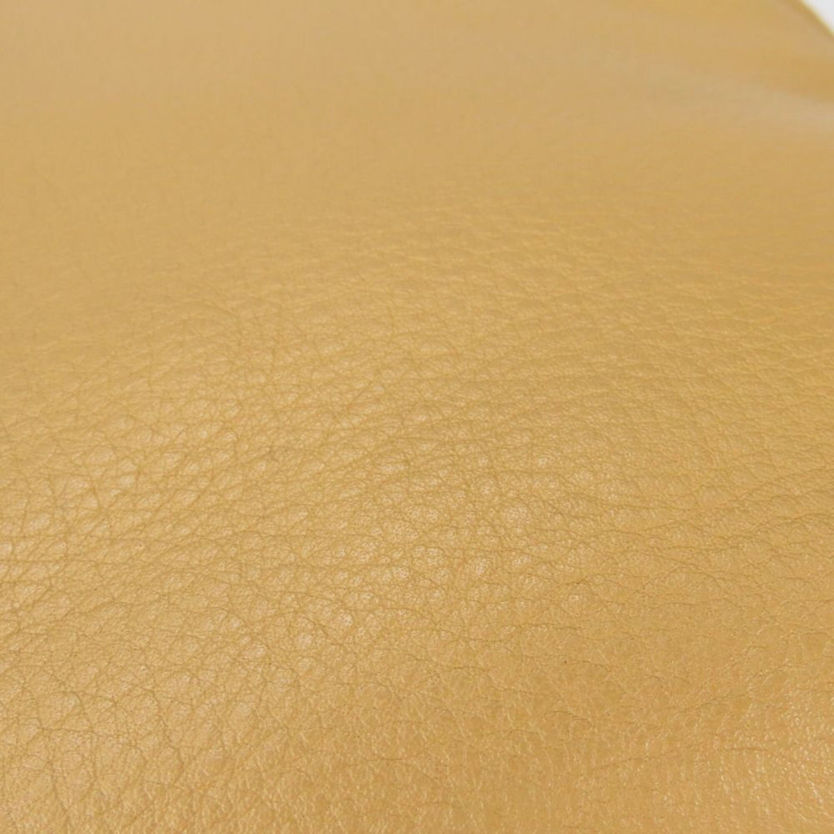 Coach Beige Leather Shoulder Bag (Pre-Owned)