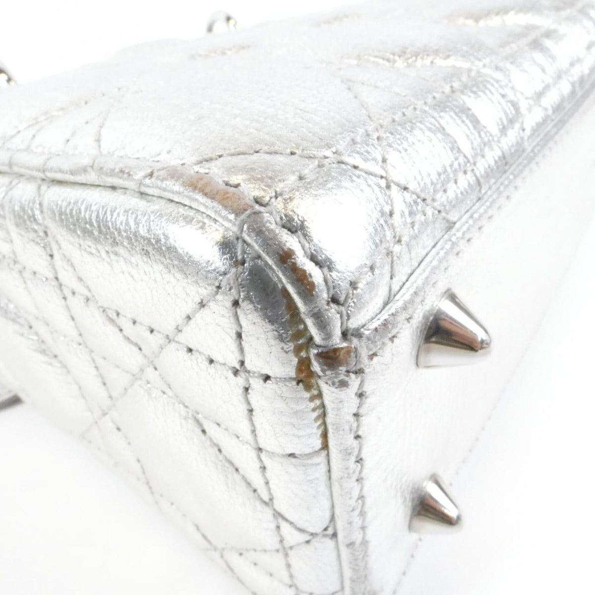 Christian Dior Silver Leather Handbag (Pre-Owned)