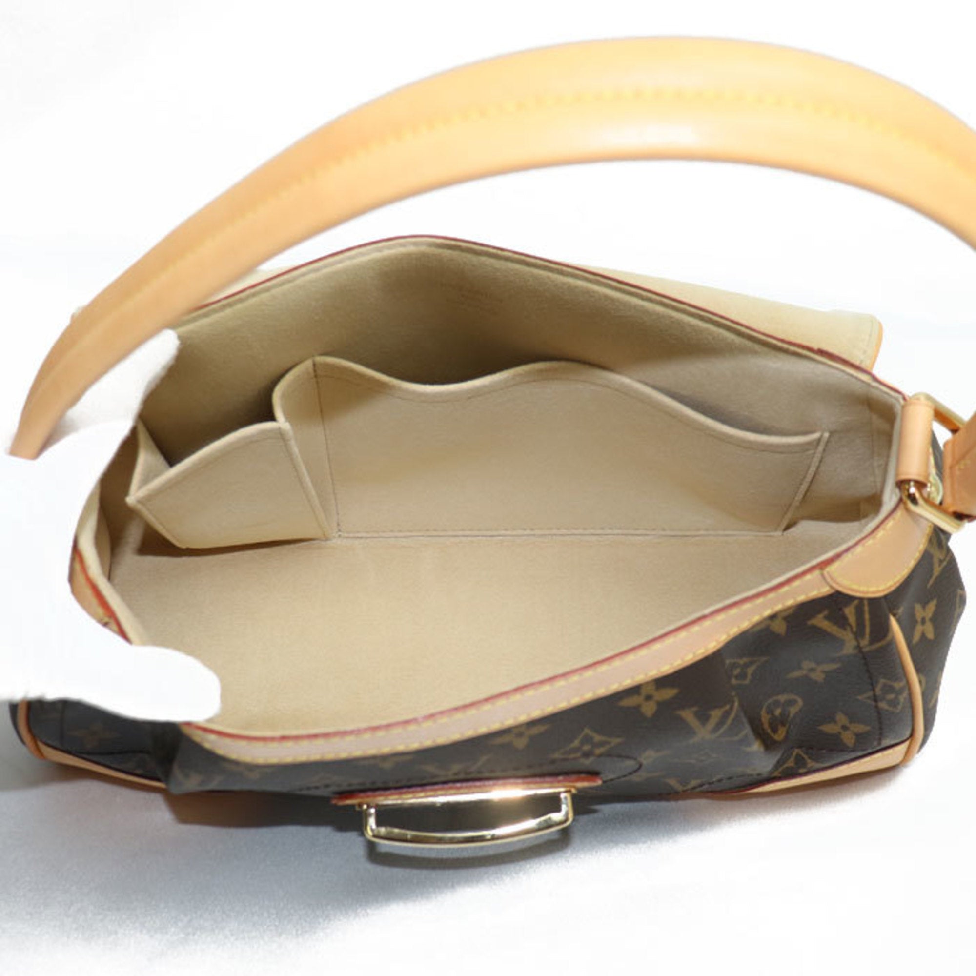 Louis Vuitton Monogram Monogram Shoulder Bag (Pre-Owned)