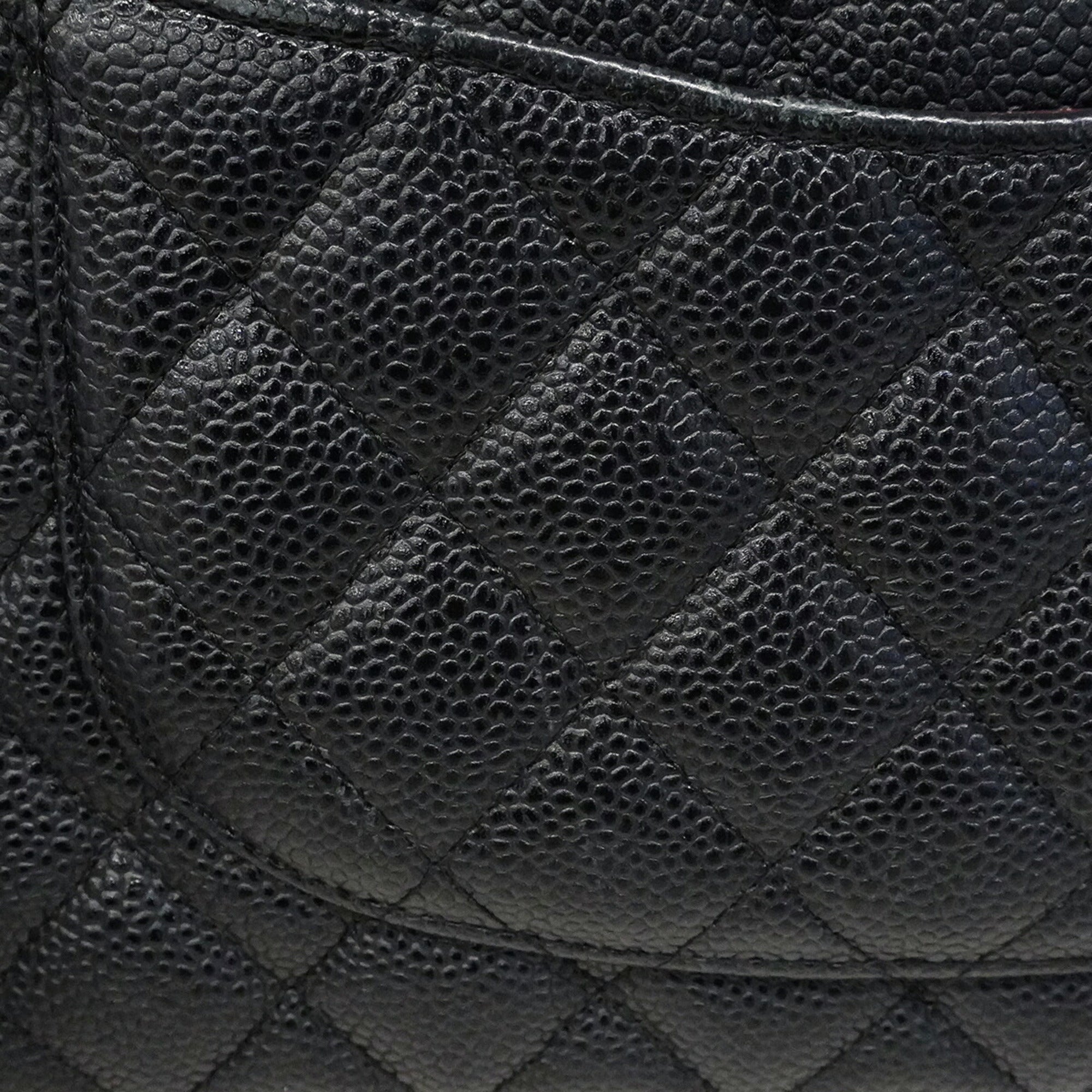 Chanel Black Grained Calfskin Shoulder Bag (Pre-Owned)