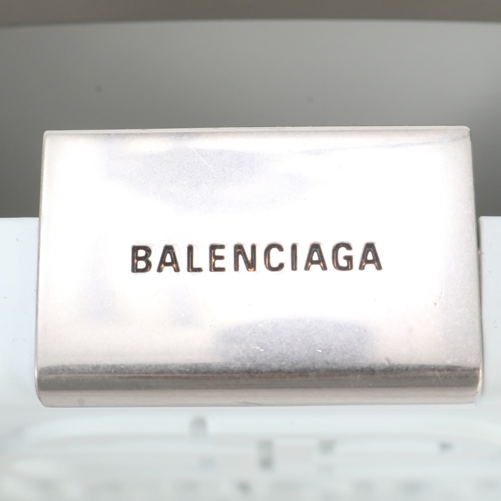 Balenciaga White Leather Shoulder Bag (Pre-Owned)