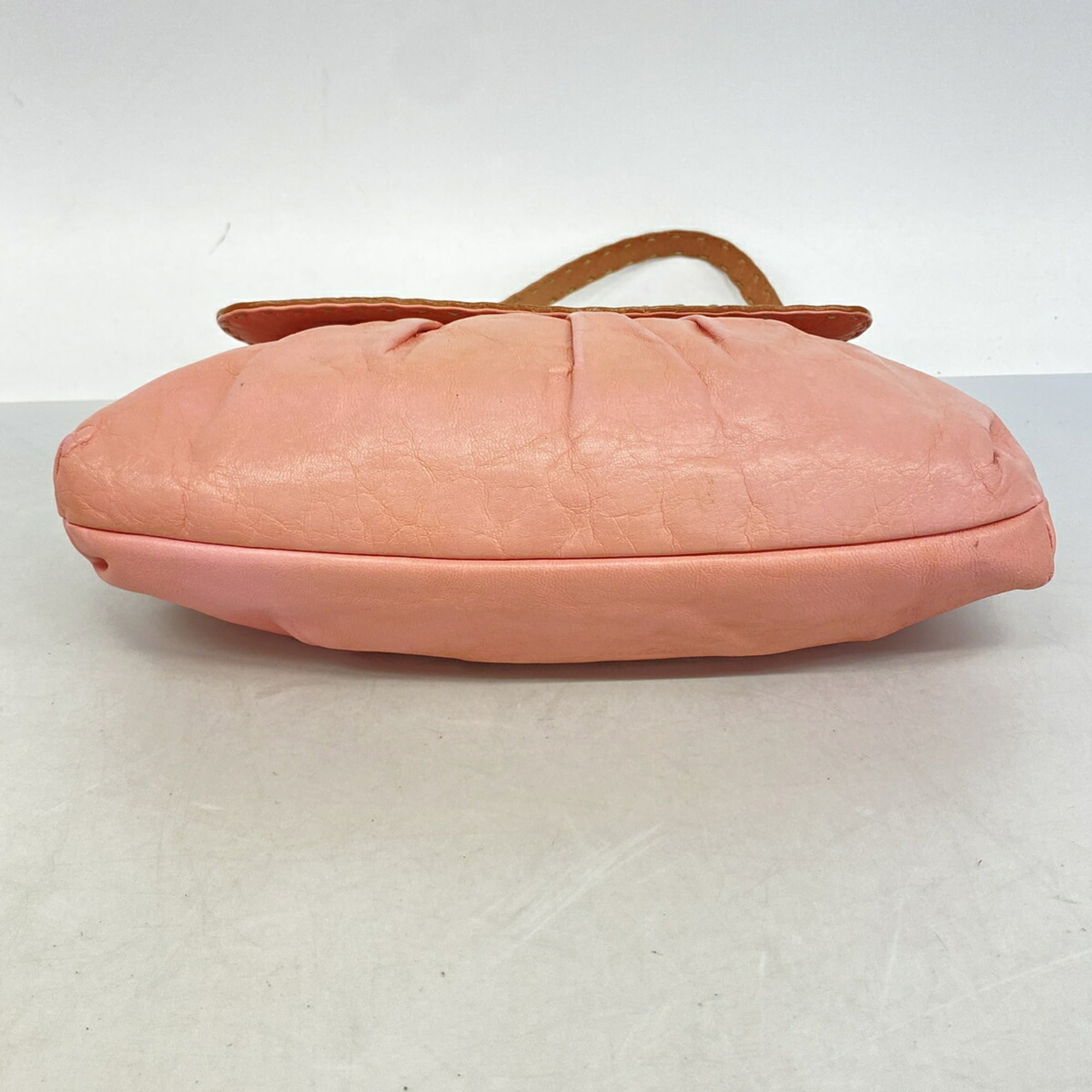 Fendi Pink Leather Handbag (Pre-Owned)