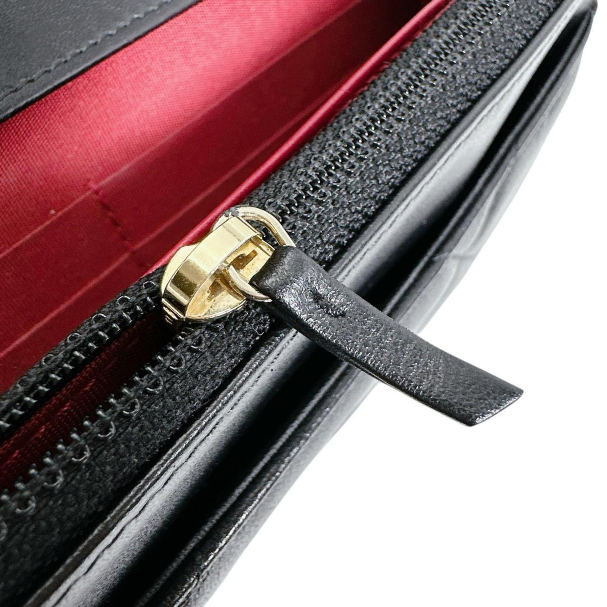 Chanel Black Leather Chain/Shoulder Wallet (Pre-Owned)
