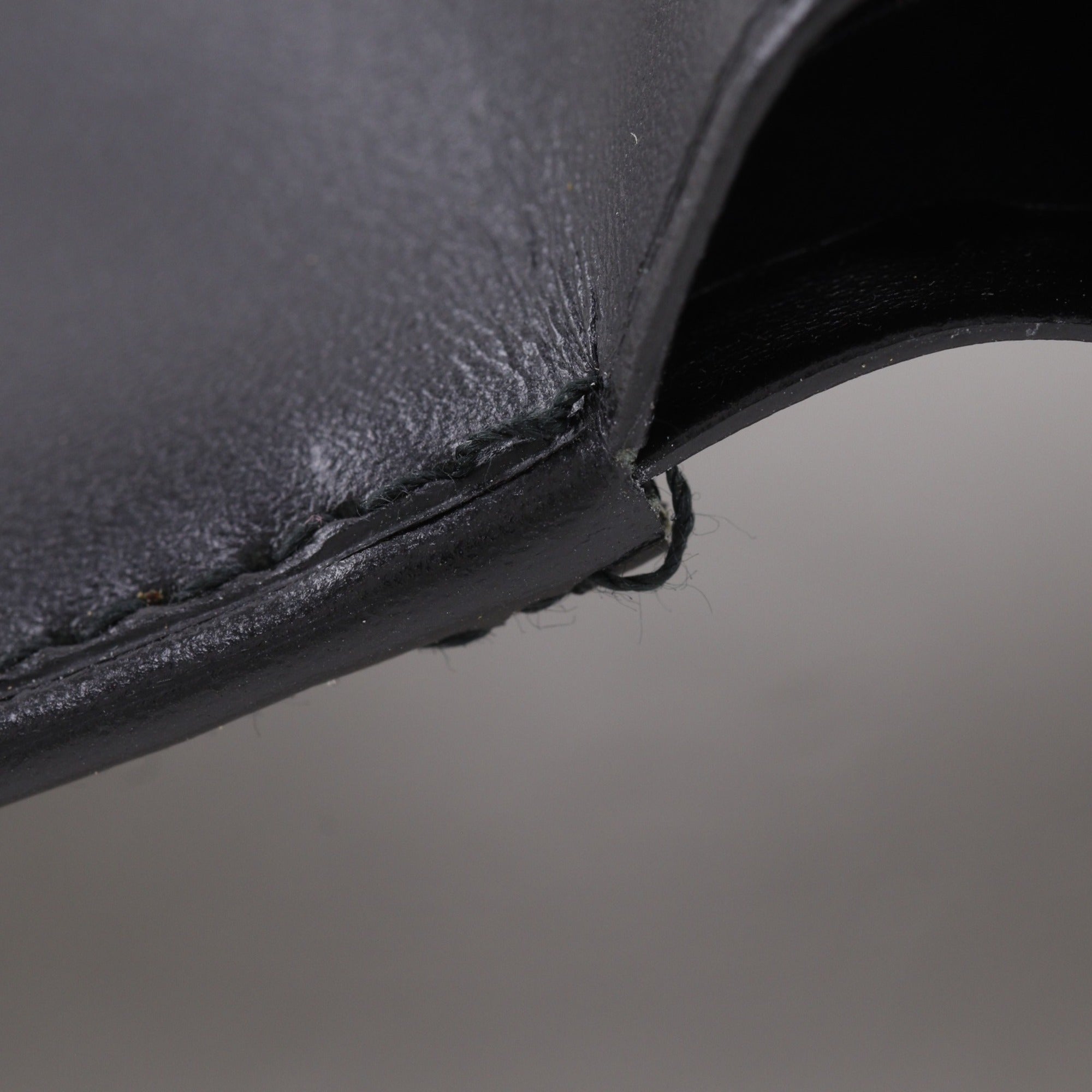Dunhill Black Leather Wallet (Bi-Fold) (Pre-Owned)