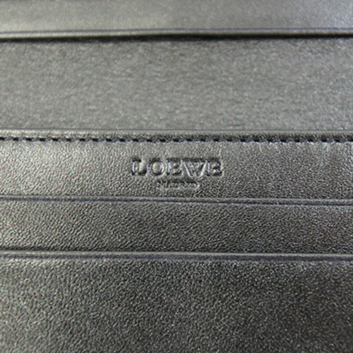 Loewe Metallic Green Leather Long Wallet (Bi-Fold) (Pre-Owned)