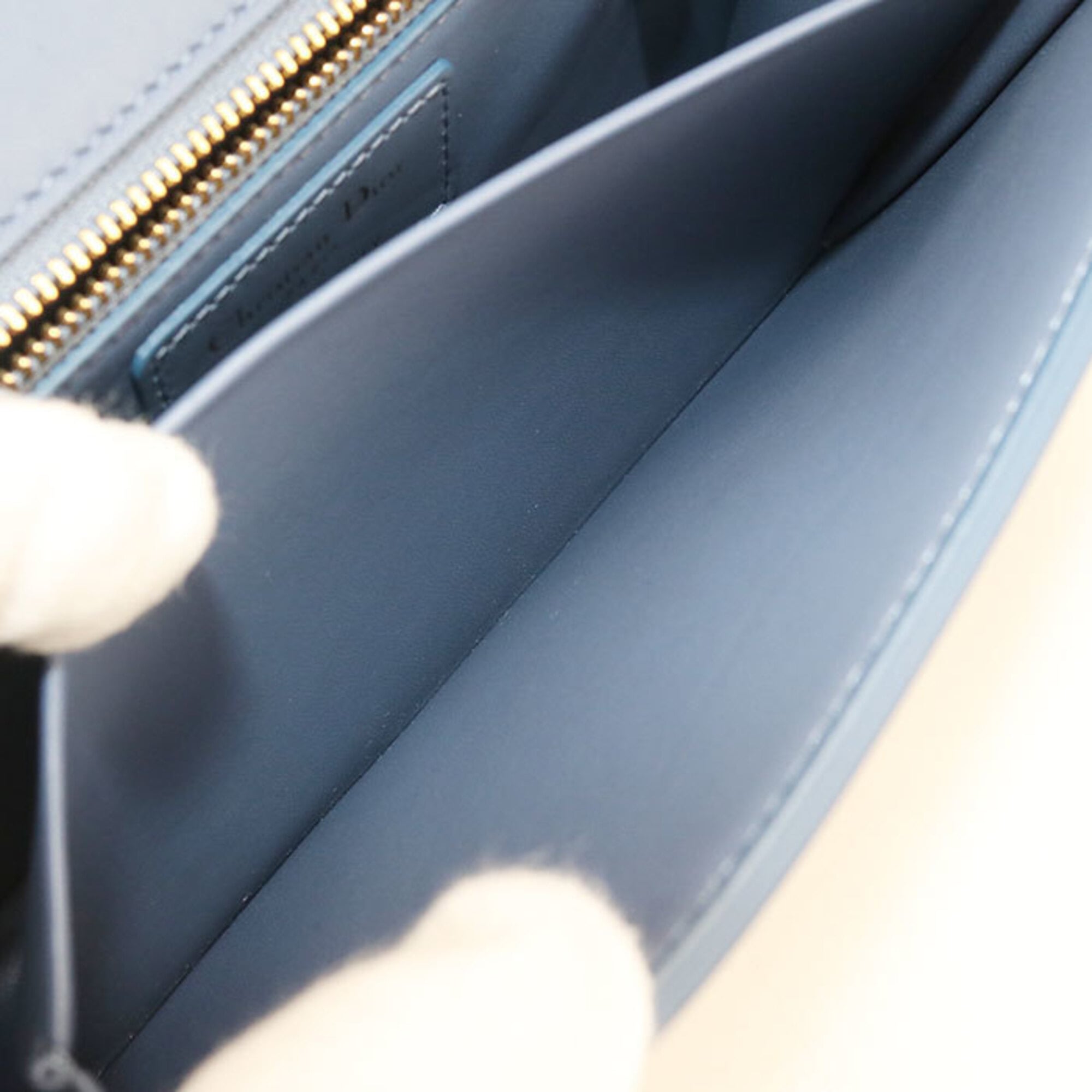 Christian Dior Blue Leather Shoulder Bag (Pre-Owned)