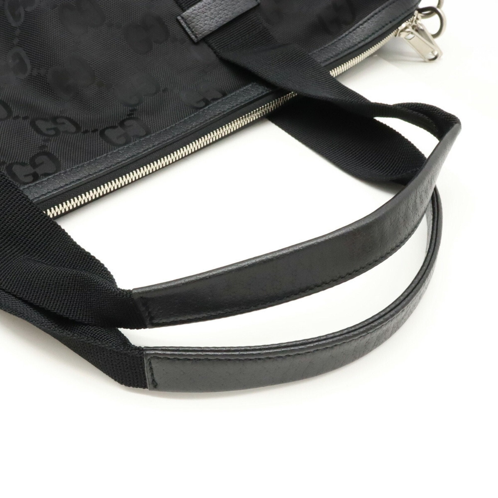 Gucci Black Nylon Canvas Leather Boston Bag Shoulder Bag (Pre-Owned)