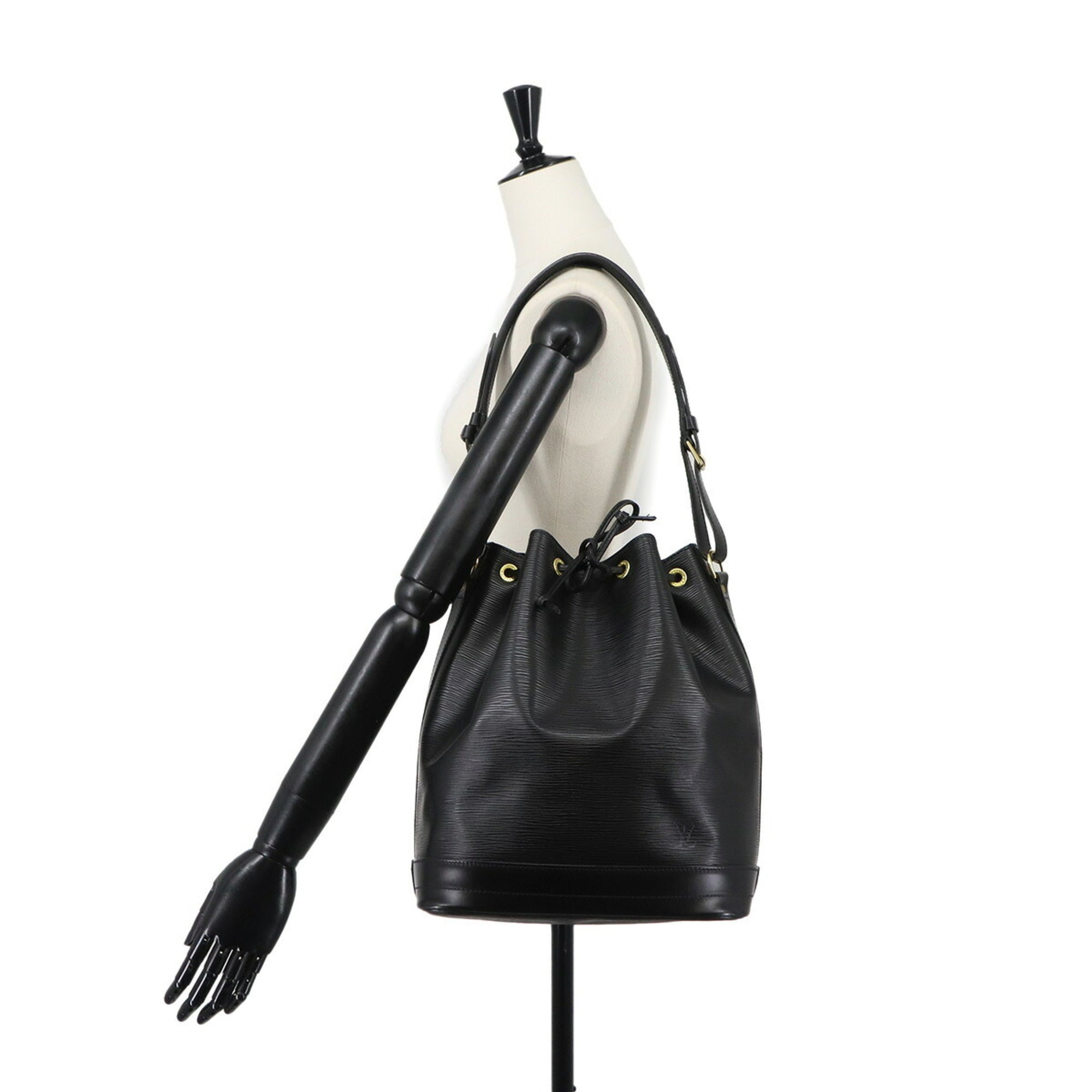 Louis Vuitton Epi Noir Epi Leather Handbag Shoulder Bag (Pre-Owned)