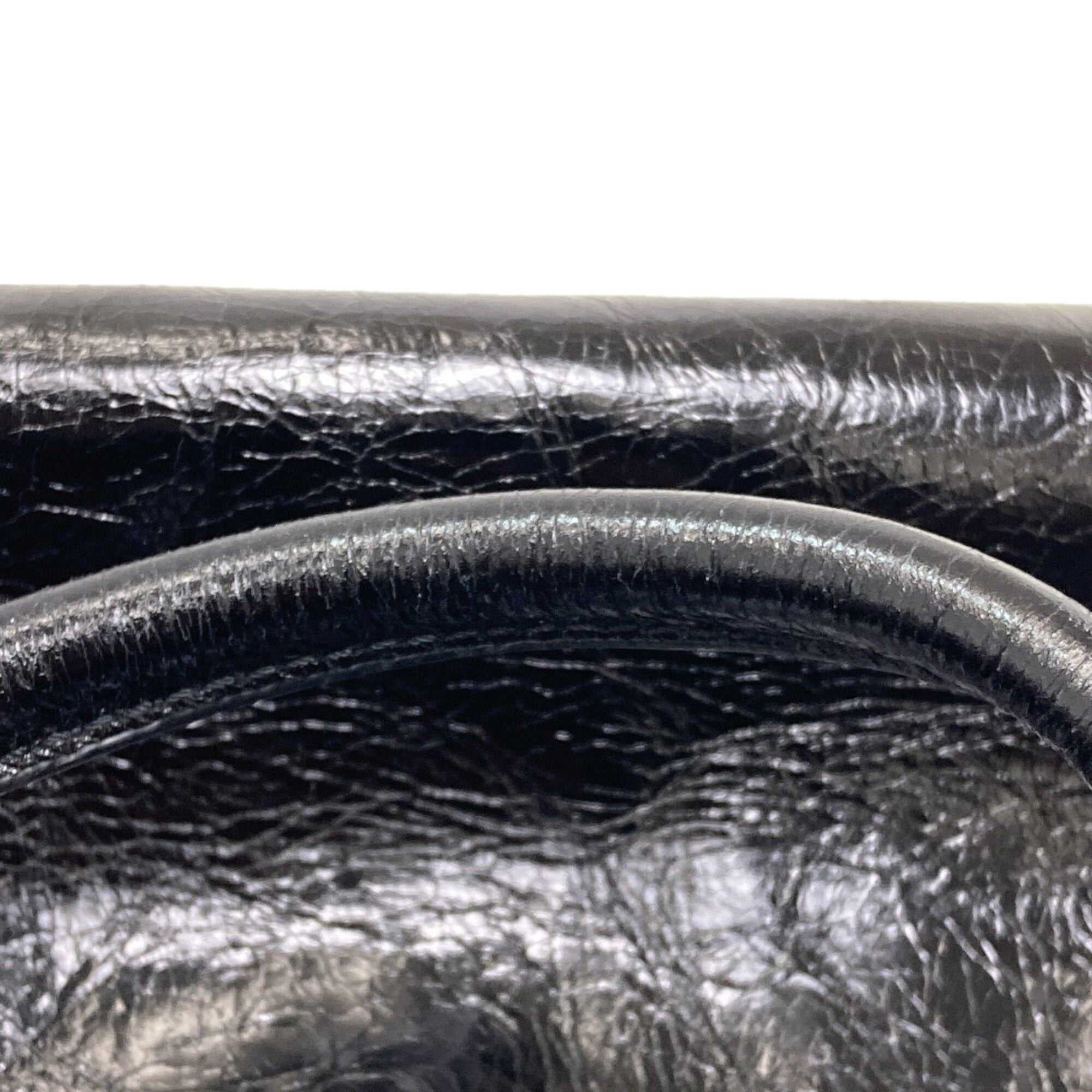 Tod's Black Leather Handbag (Pre-Owned)