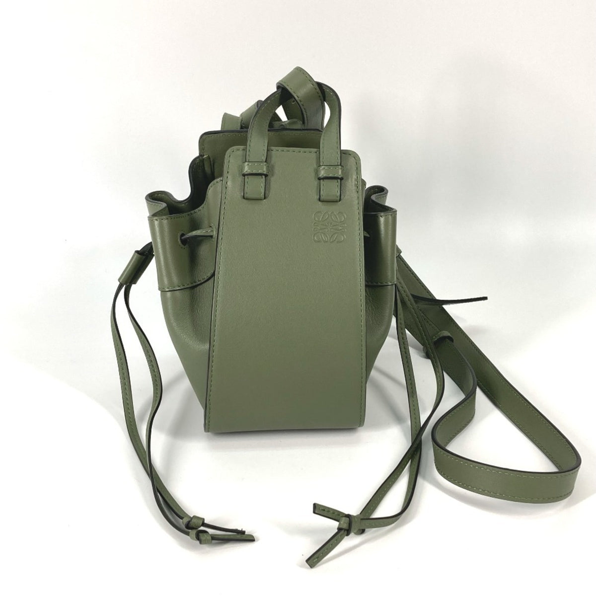 Loewe Khaki Leather Handbag Shoulder Bag (Pre-Owned)