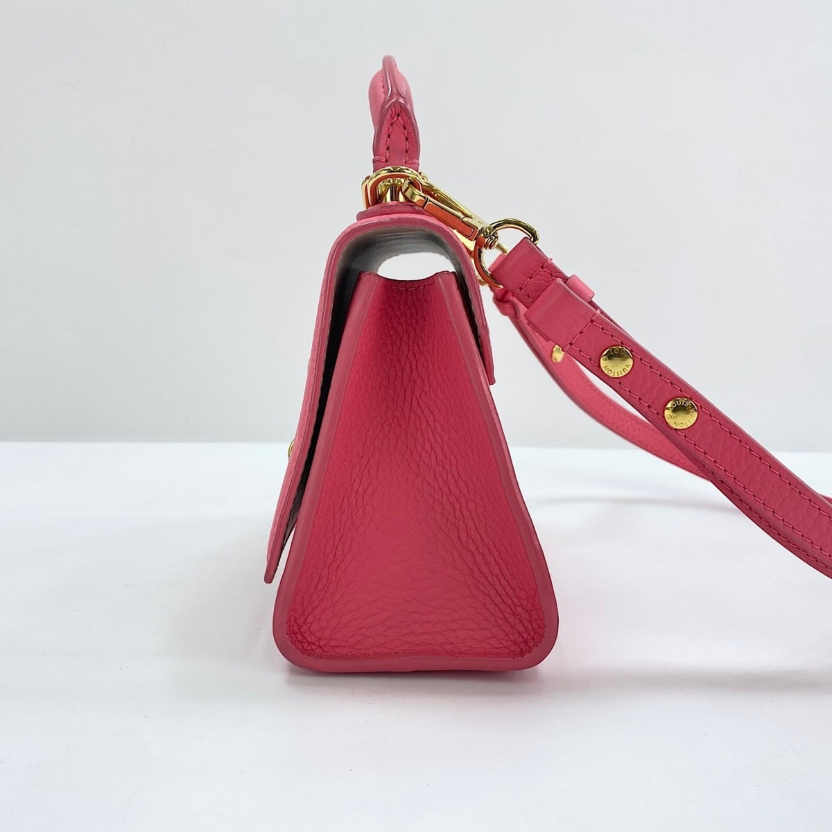 Louis Vuitton Pink Handbag (Pre-Owned)