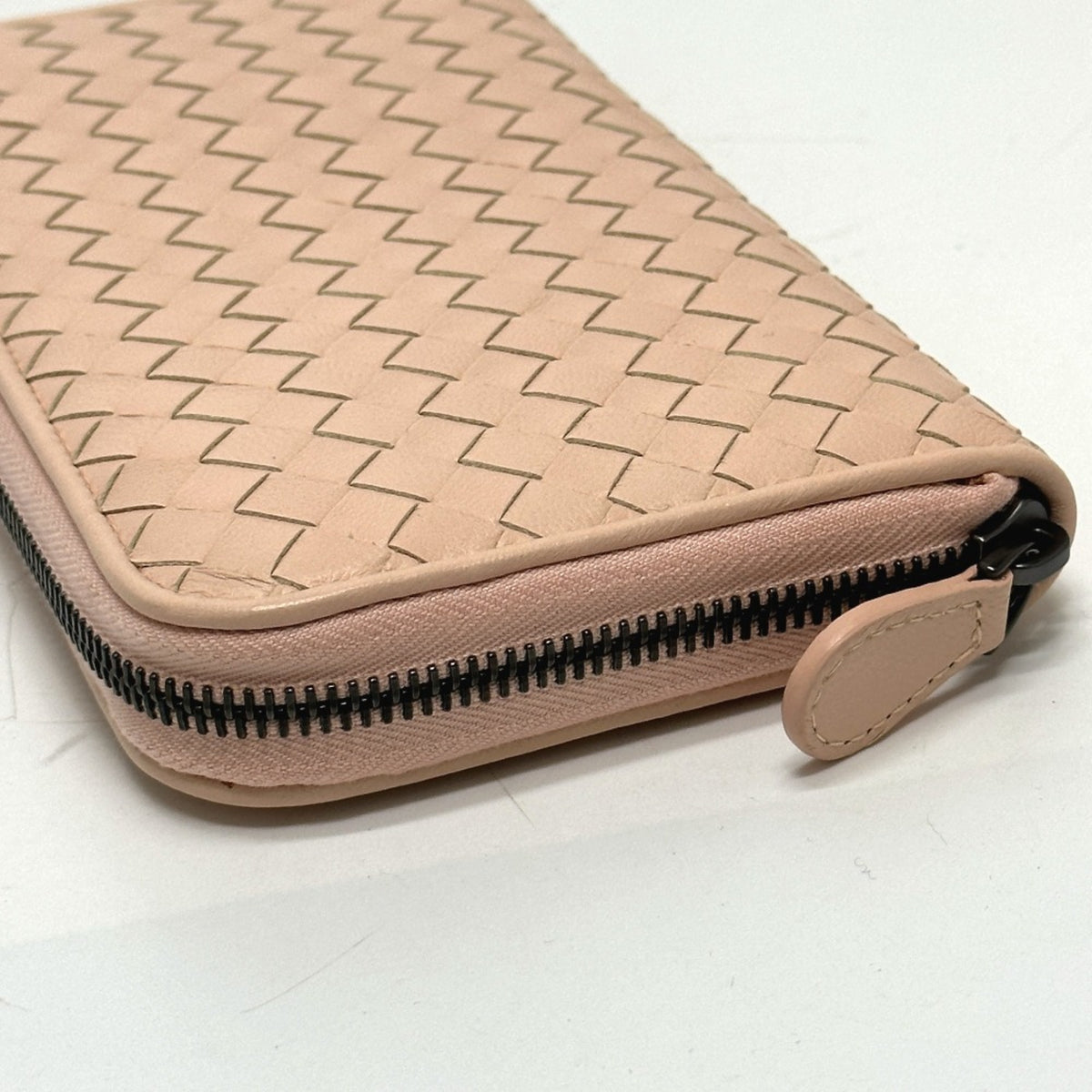 Bottega Veneta Pink Leather Long Wallet (Bi-Fold) (Pre-Owned)