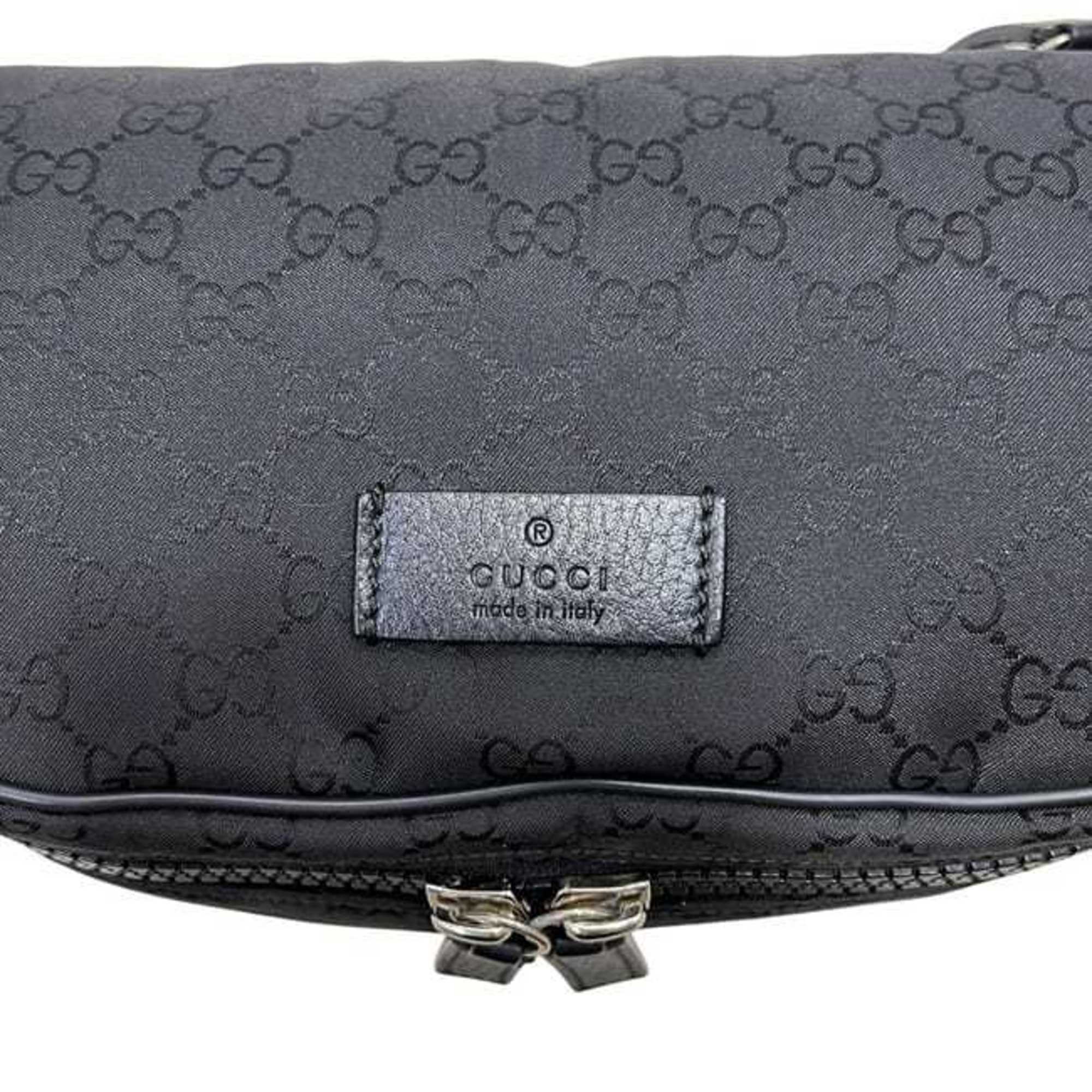 Gucci Black Nylon Fanny Pack Sling Bag (Pre-Owned)