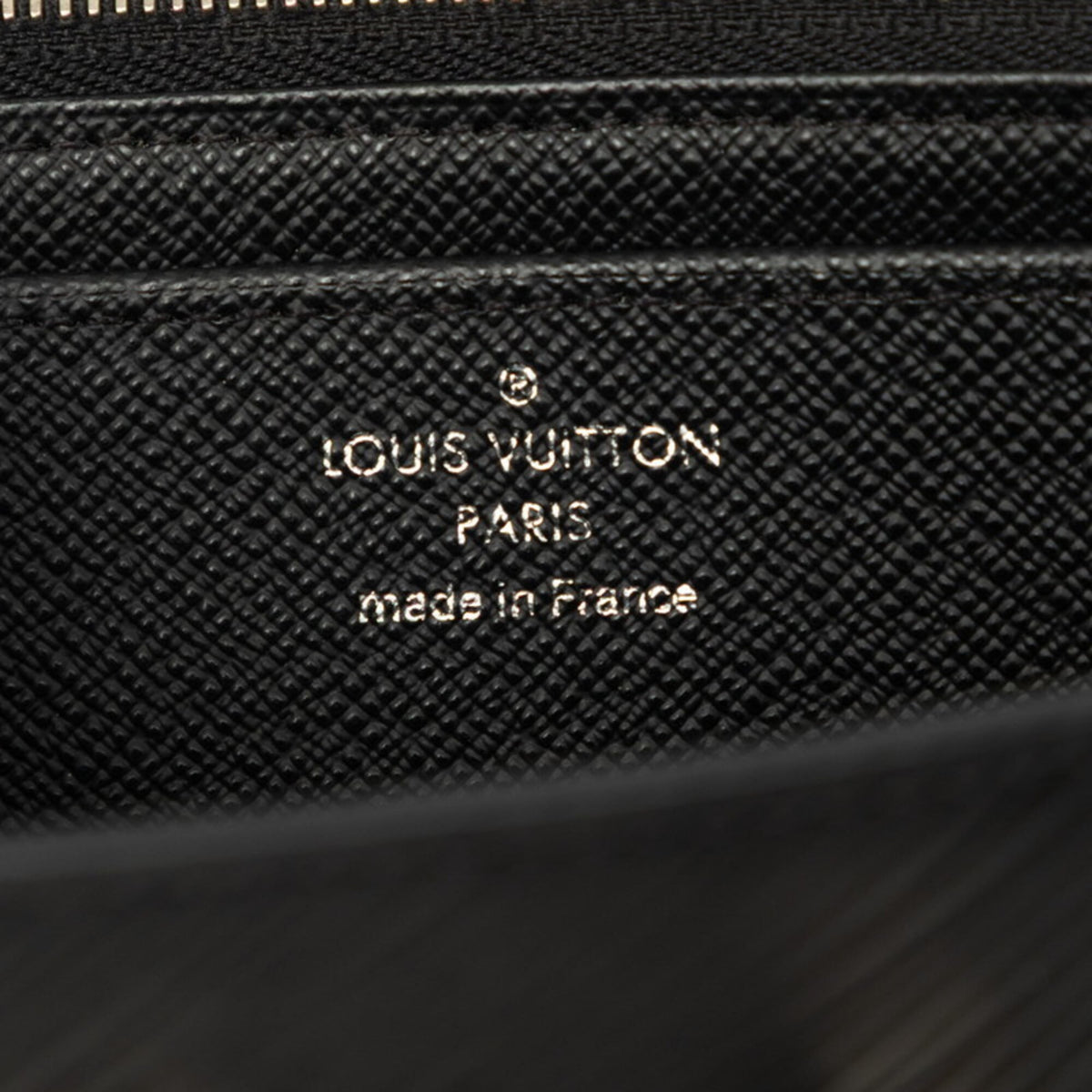 Louis Vuitton Black Noir Leather Long Wallet (Bi-Fold) (Pre-Owned)