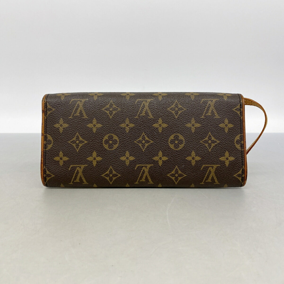 Louis Vuitton Brown Shoulder Bag (Pre-Owned)